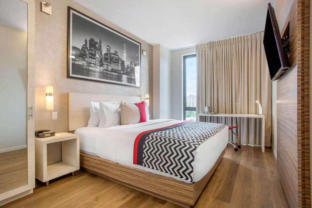 Insignia Hotel Brooklyn