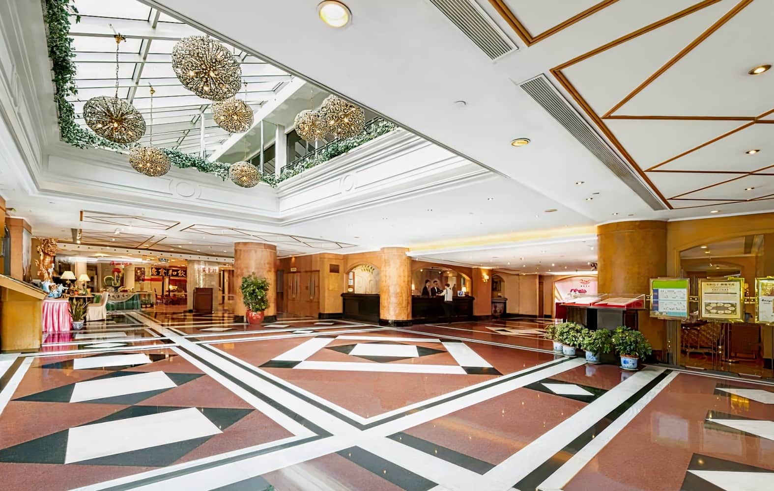 Riviera Hotel Macau