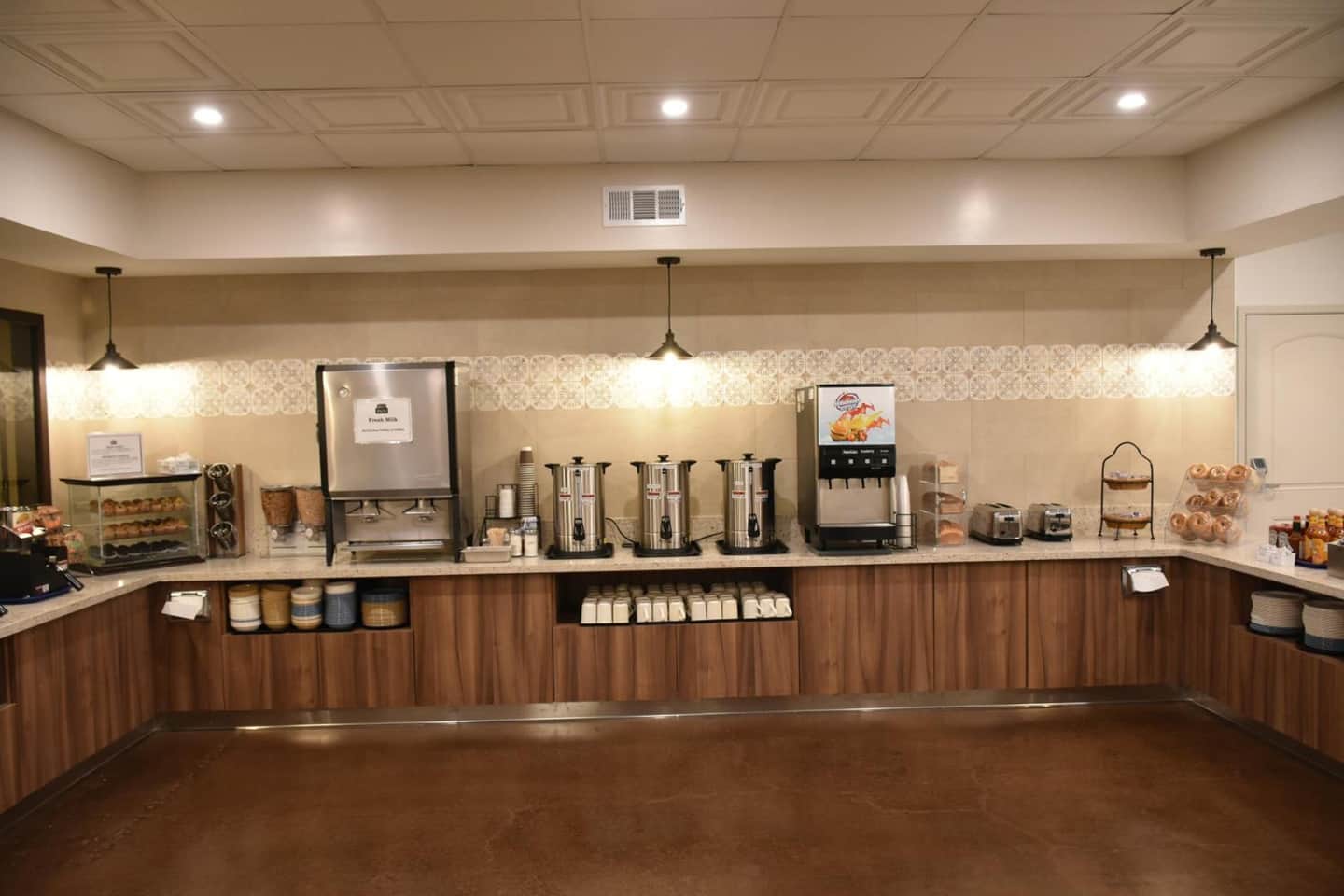 Ontario Airport Inn