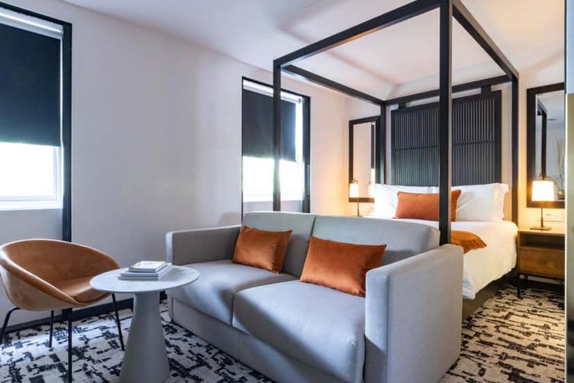 La Suite West