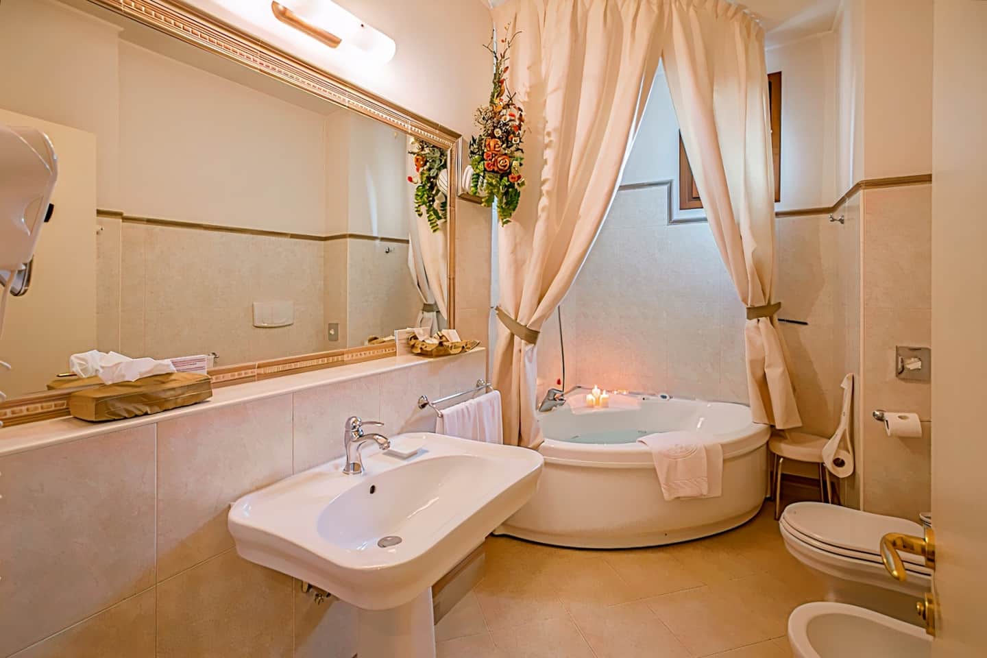 Romantic Hotel Furno