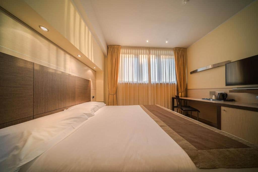 Hotel Master
