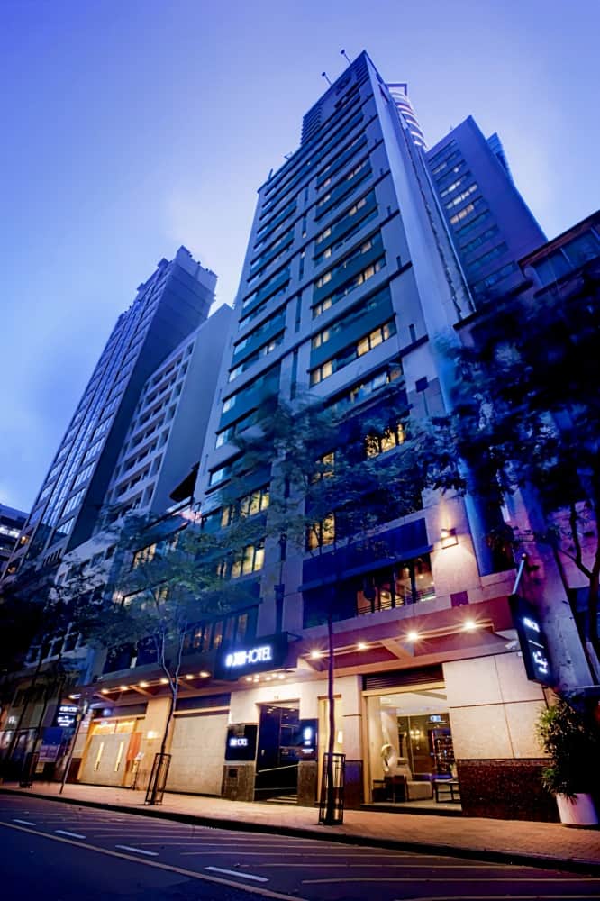 Xi Hotel