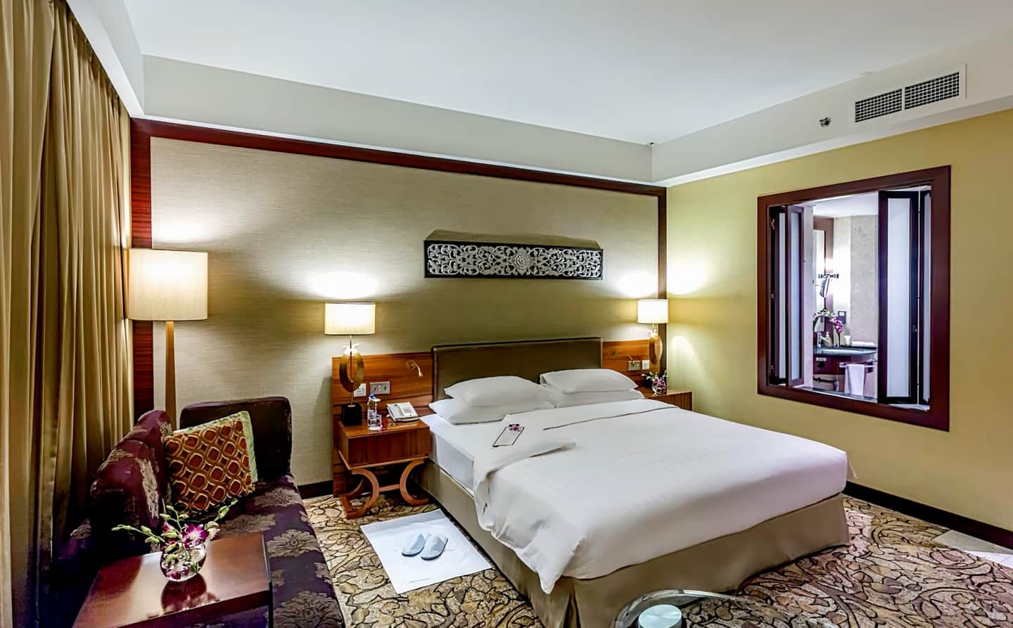 Dusit Thani Dubai