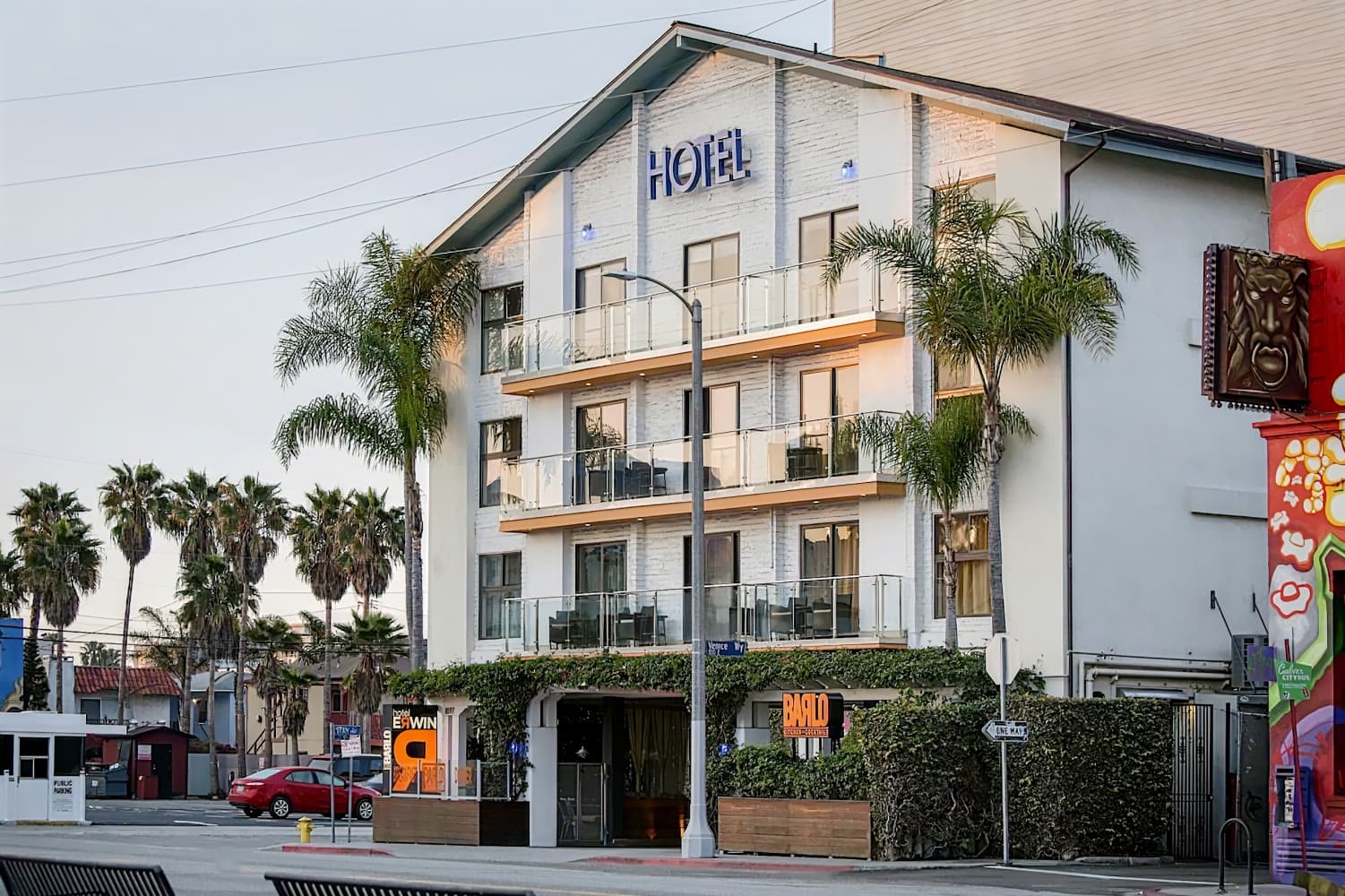 Hotel Erwin Venice Beach