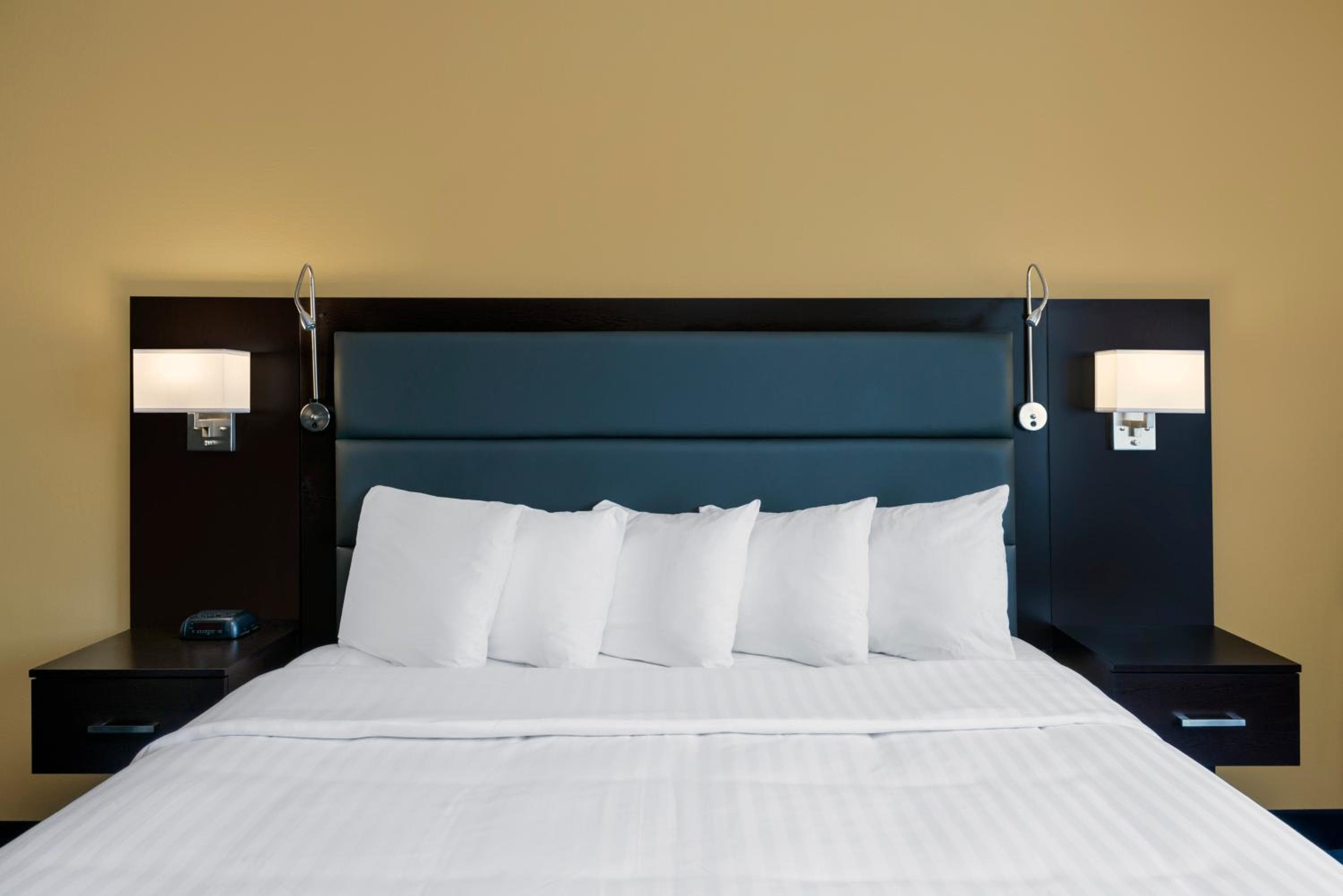 Hotel 1550 SFO Airport