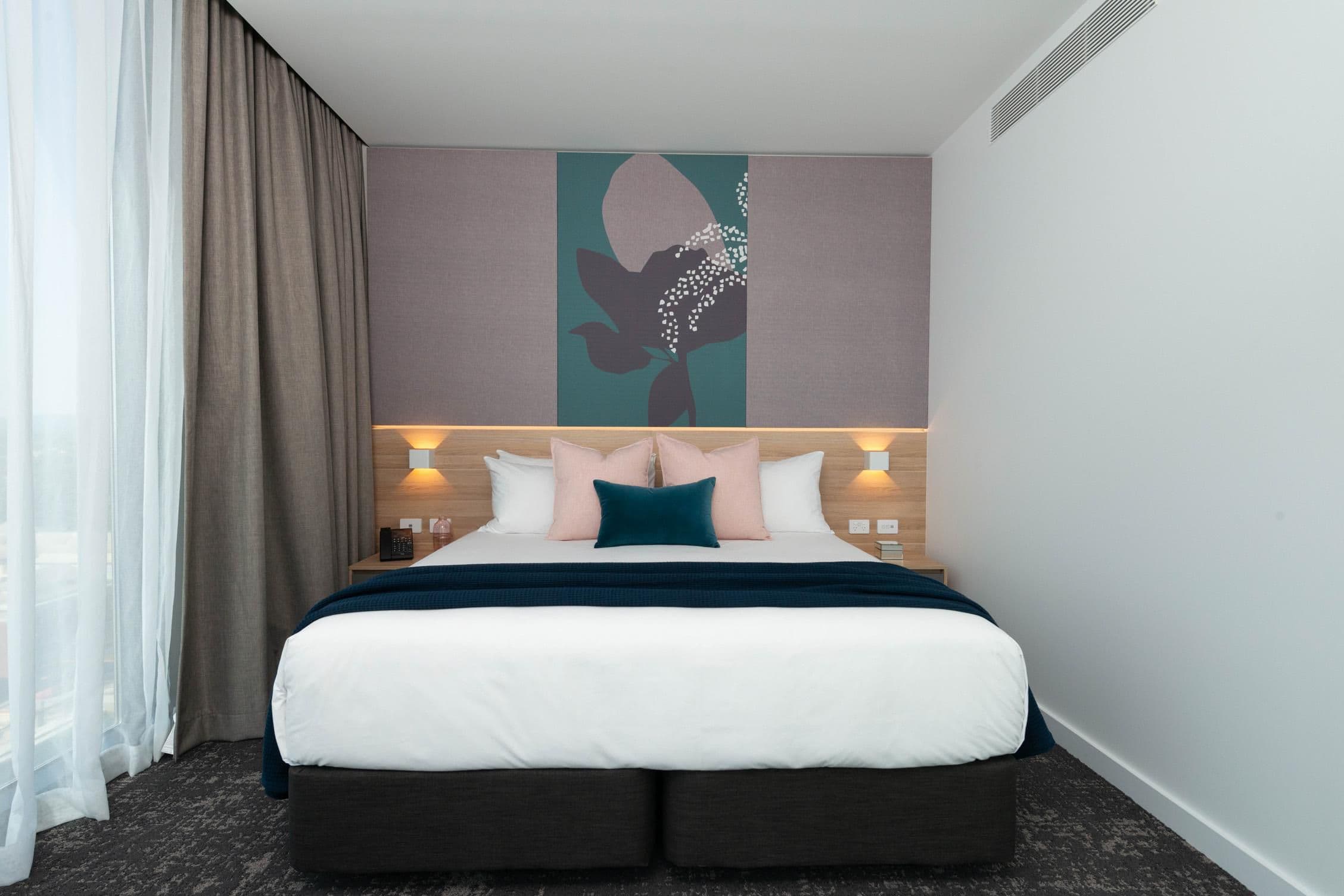 Crowne Plaza Adelaide, an IHG Hotel