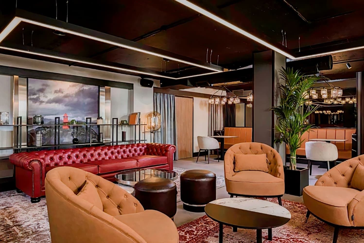 Radisson RED Heathrow