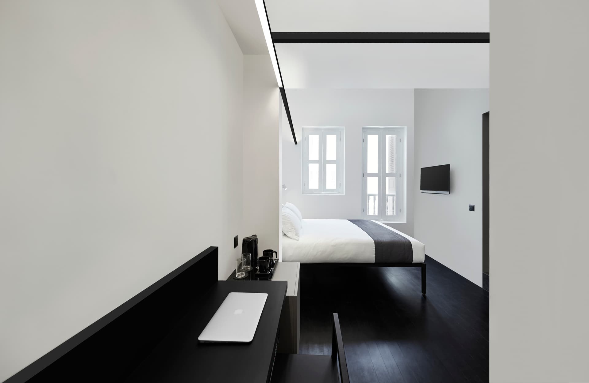 Hotel Mono (SG Clean)