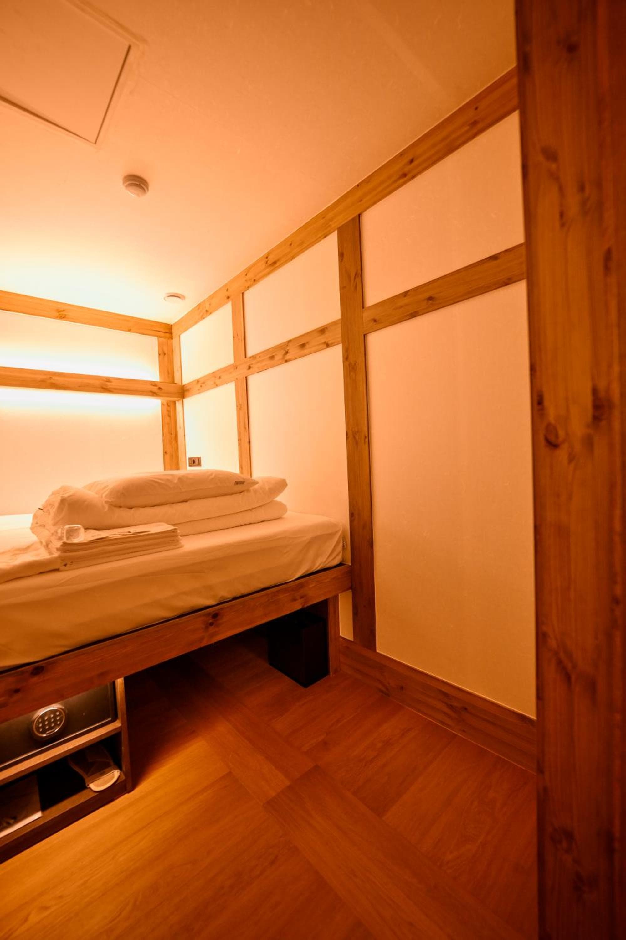Luxury Hanok Hotel DAAM 한옥 호텔 담