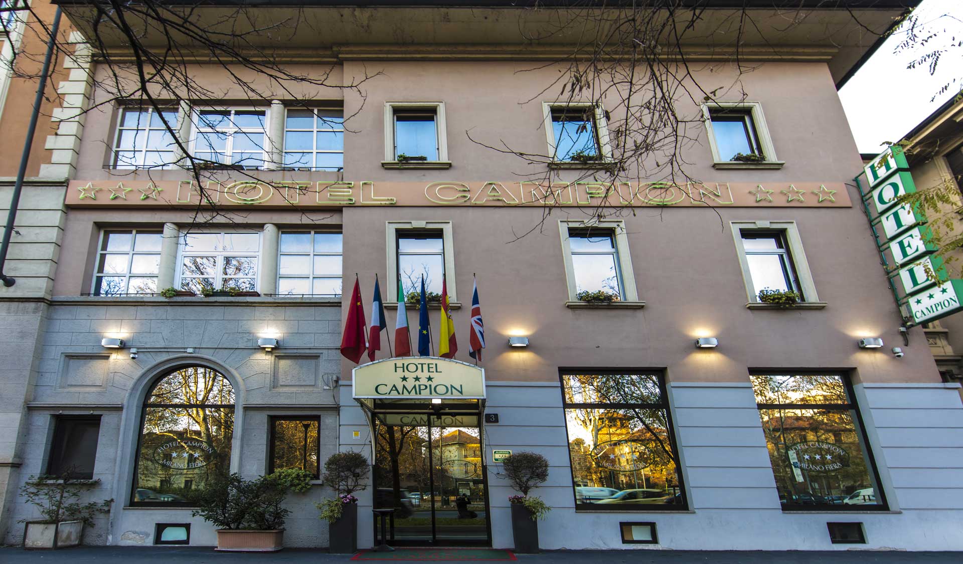 Hotel Campion