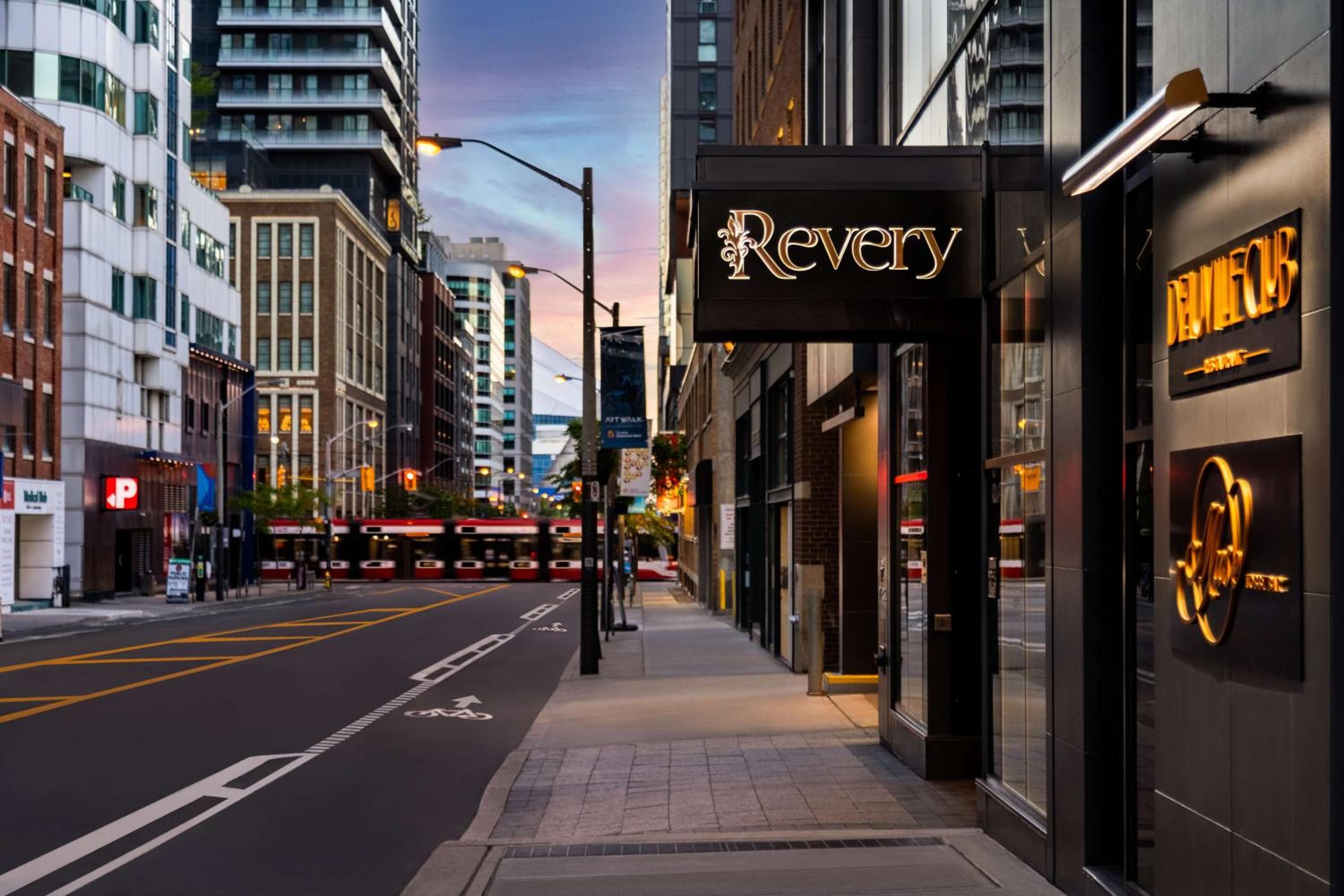 Revery Toronto Downtown, Curio Collection by Hilton