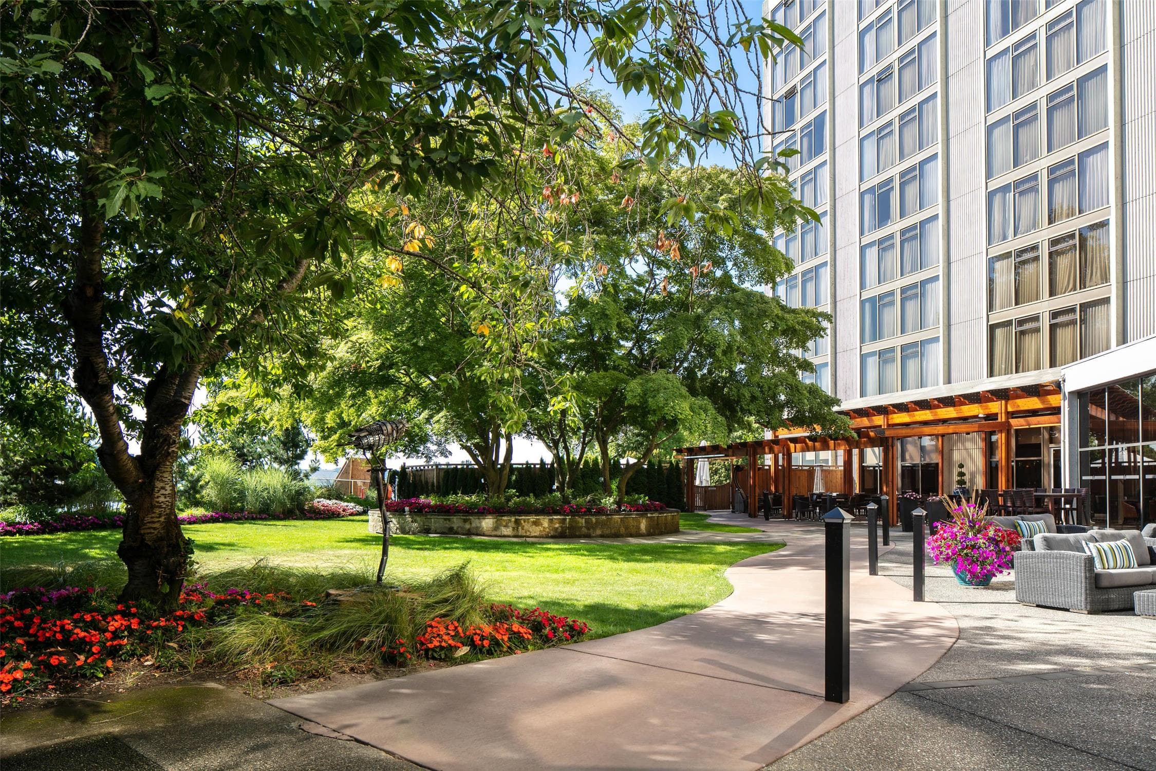 Radisson Blu Vancouver Airport Hotel & Marina