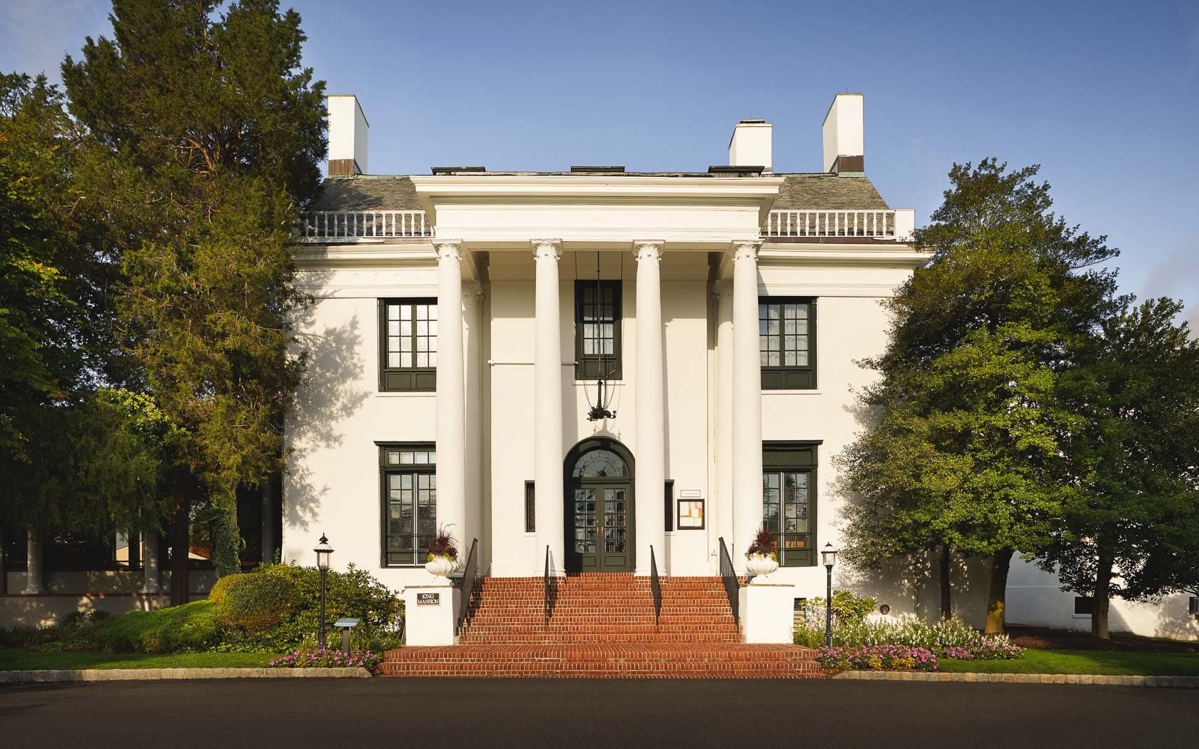 Tarrytown House Estate