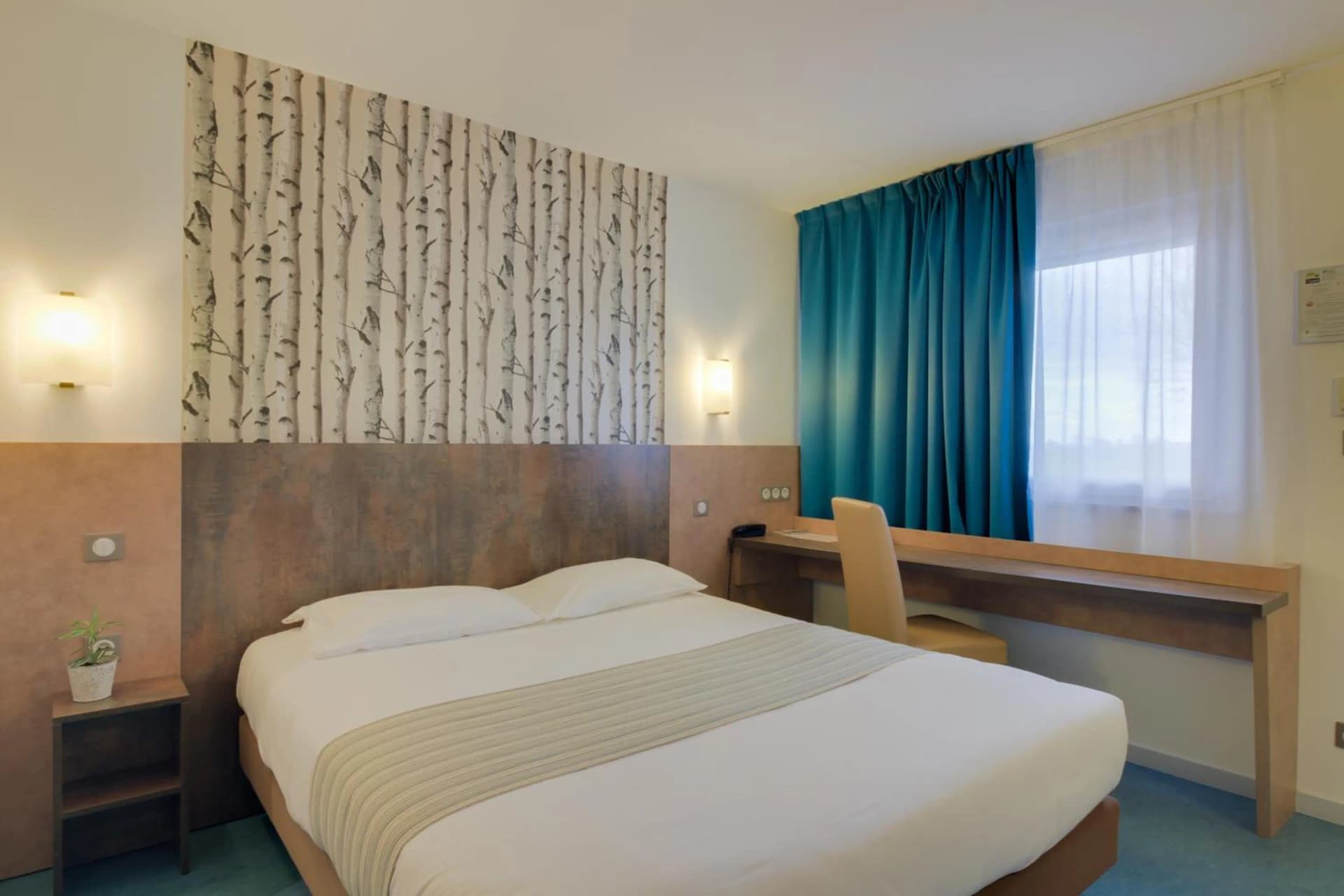 Brit Hotel Hermes