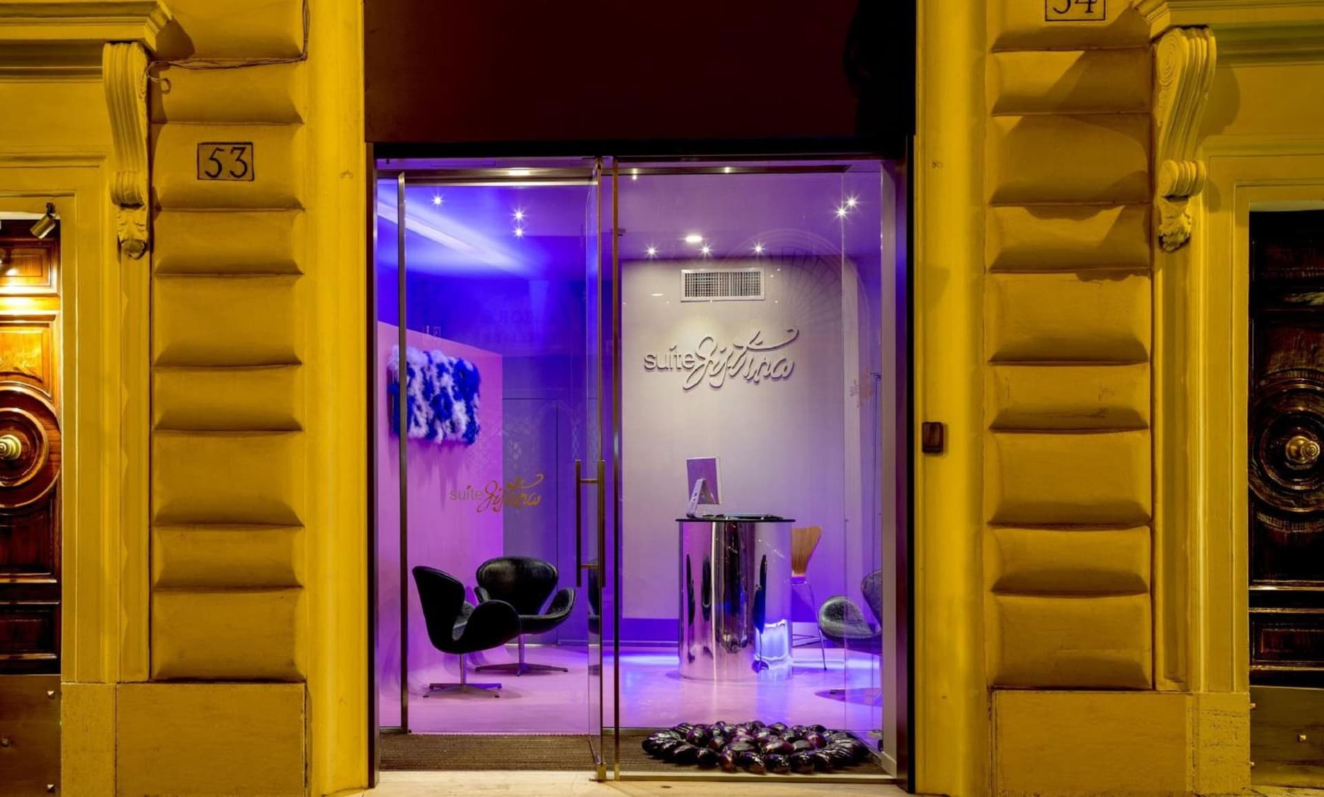 Suite Sistina For Brave Lovers