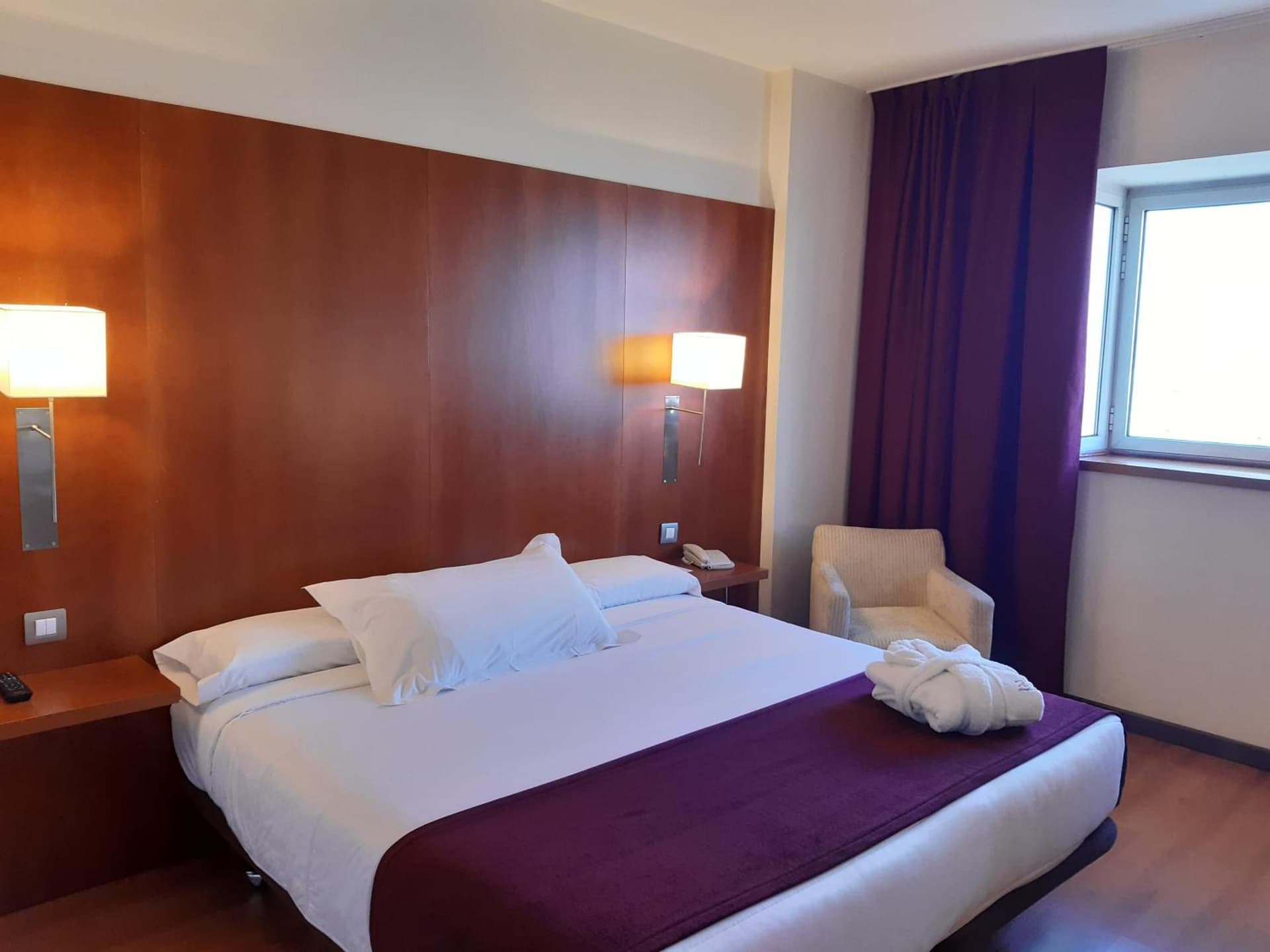 Xon's Valencia