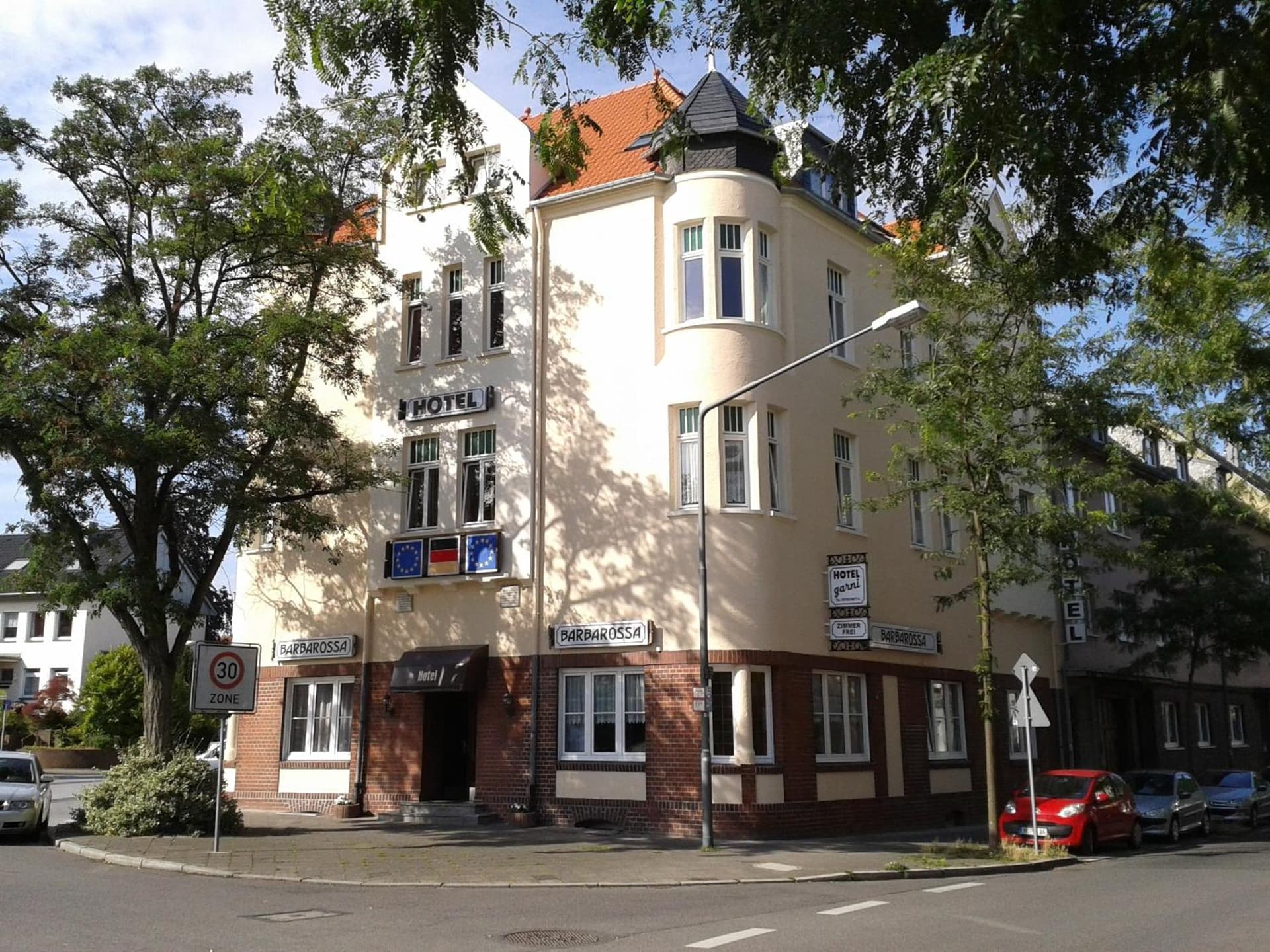 guestified. BARBAROSSA Hotel