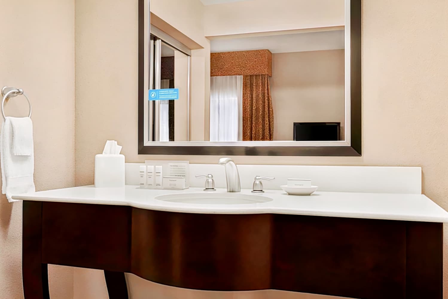 Hampton Inn & Suites West Sacramento