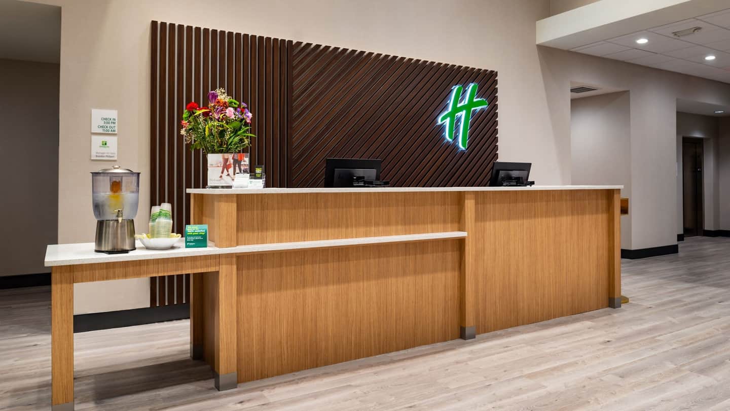 Holiday Inn & Suites Orlando I-Drive Theme Parks