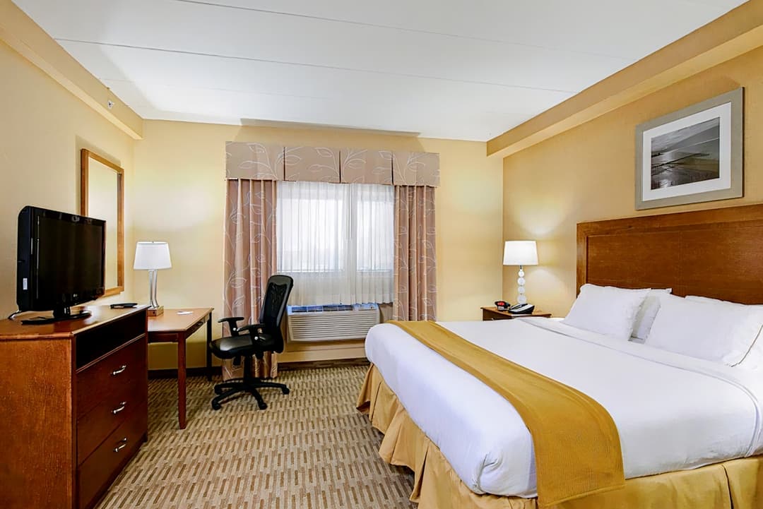 Holiday Inn Express Philadelphia Airport