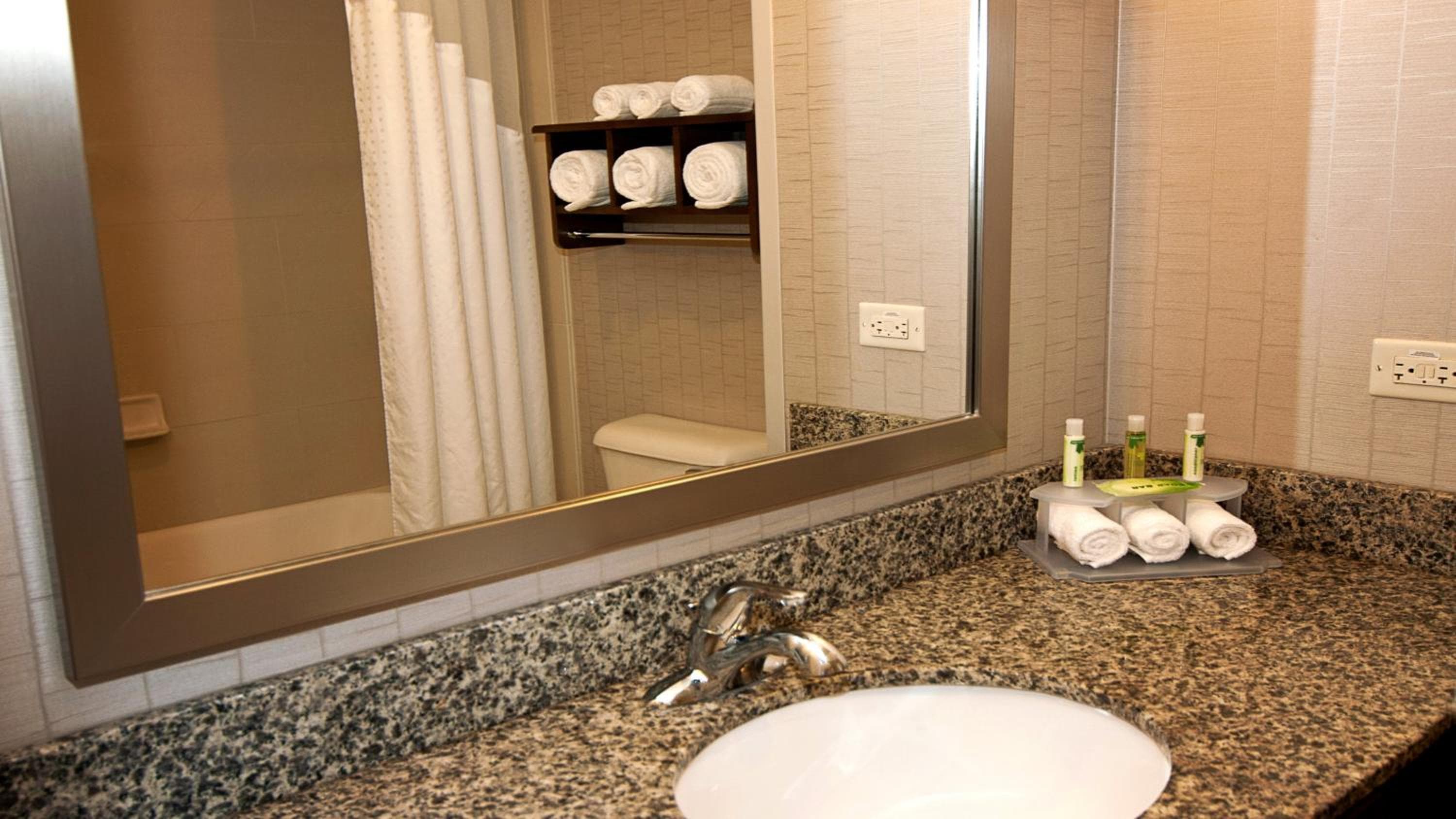 Holiday Inn Express Hotel & Suites Wichita Northeast, an IHG Hotel