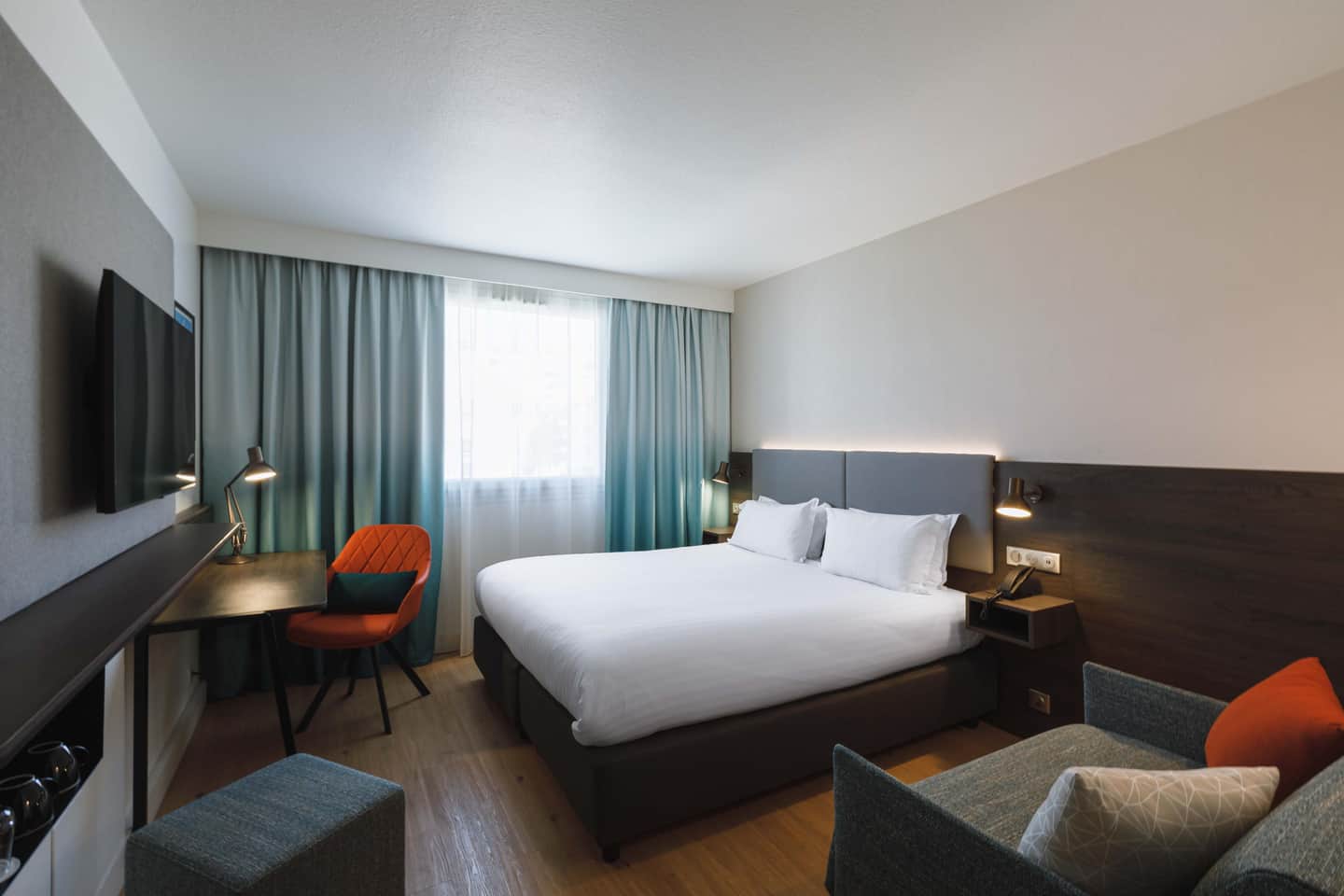 Holiday Inn Toulon City Centre, an IHG Hotel