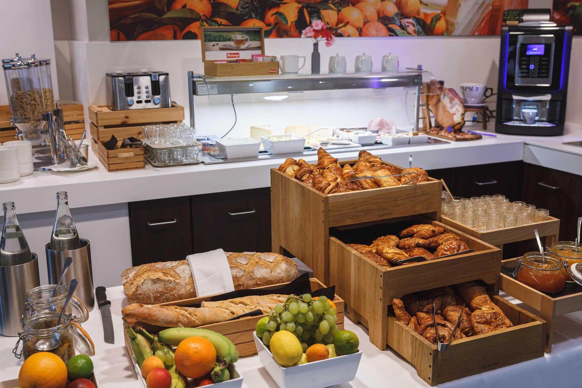Holiday Inn Toulon City Centre, an IHG Hotel