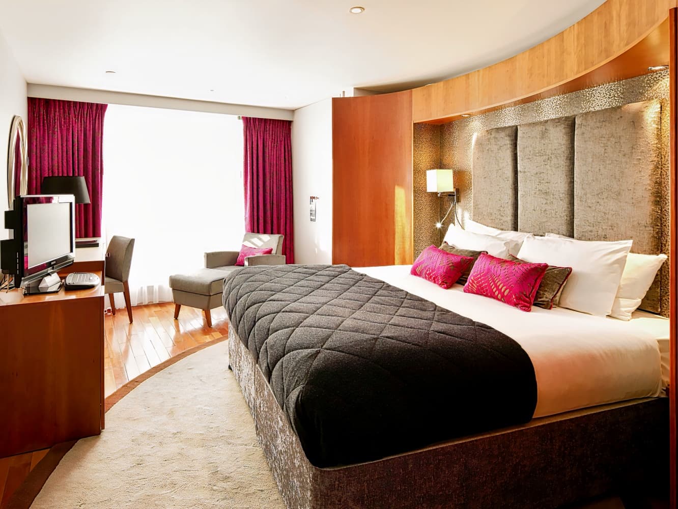 Mercure Bristol Brigstow Hotel