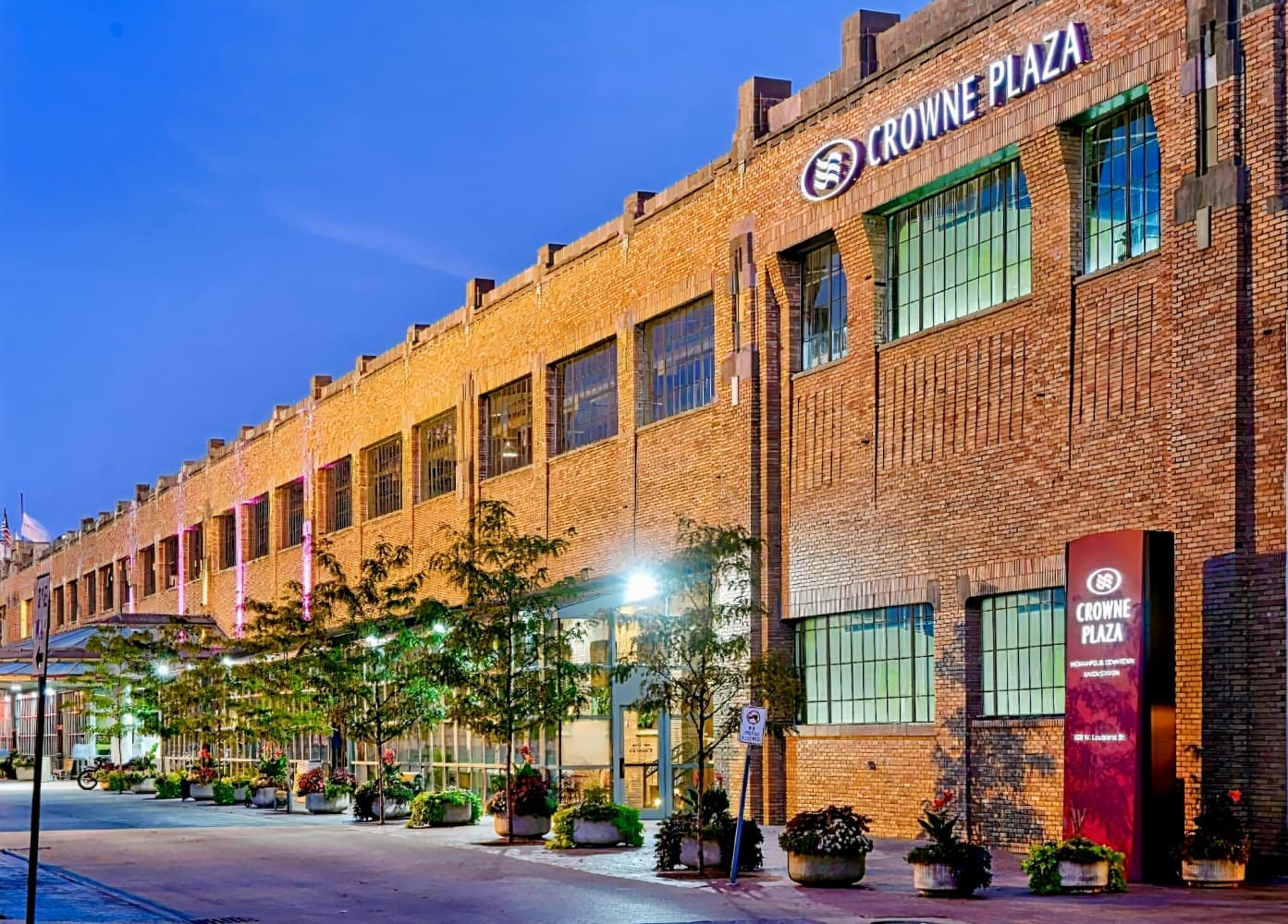 Crowne Plaza Indianapolis Downtown Union Station