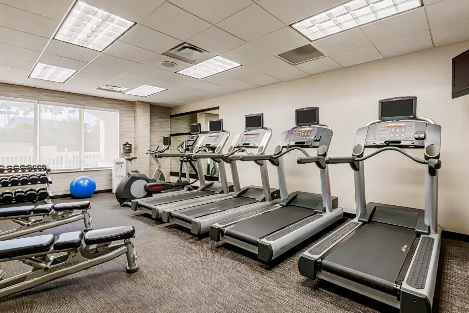 Courtyard Fort Myers at I-75 and Gulf Coast Town Center