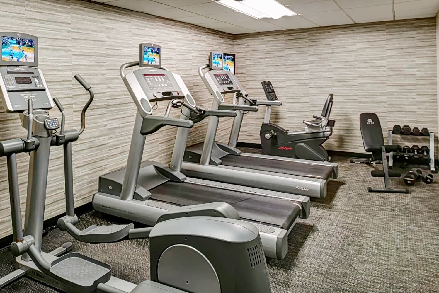 Sonesta Select Milwaukee Brookfield