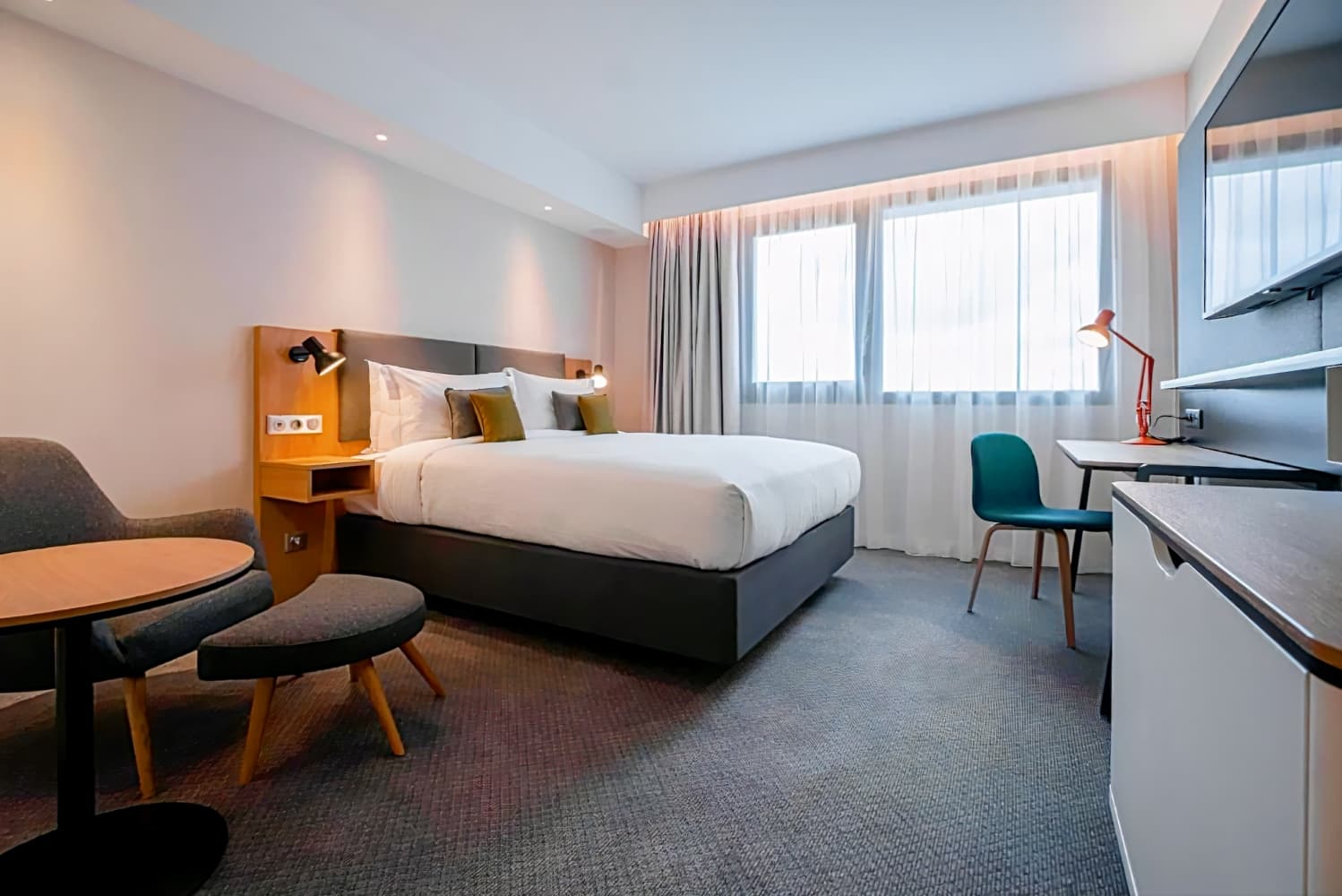 Holiday Inn Paris CDG Airport, an IHG Hotel