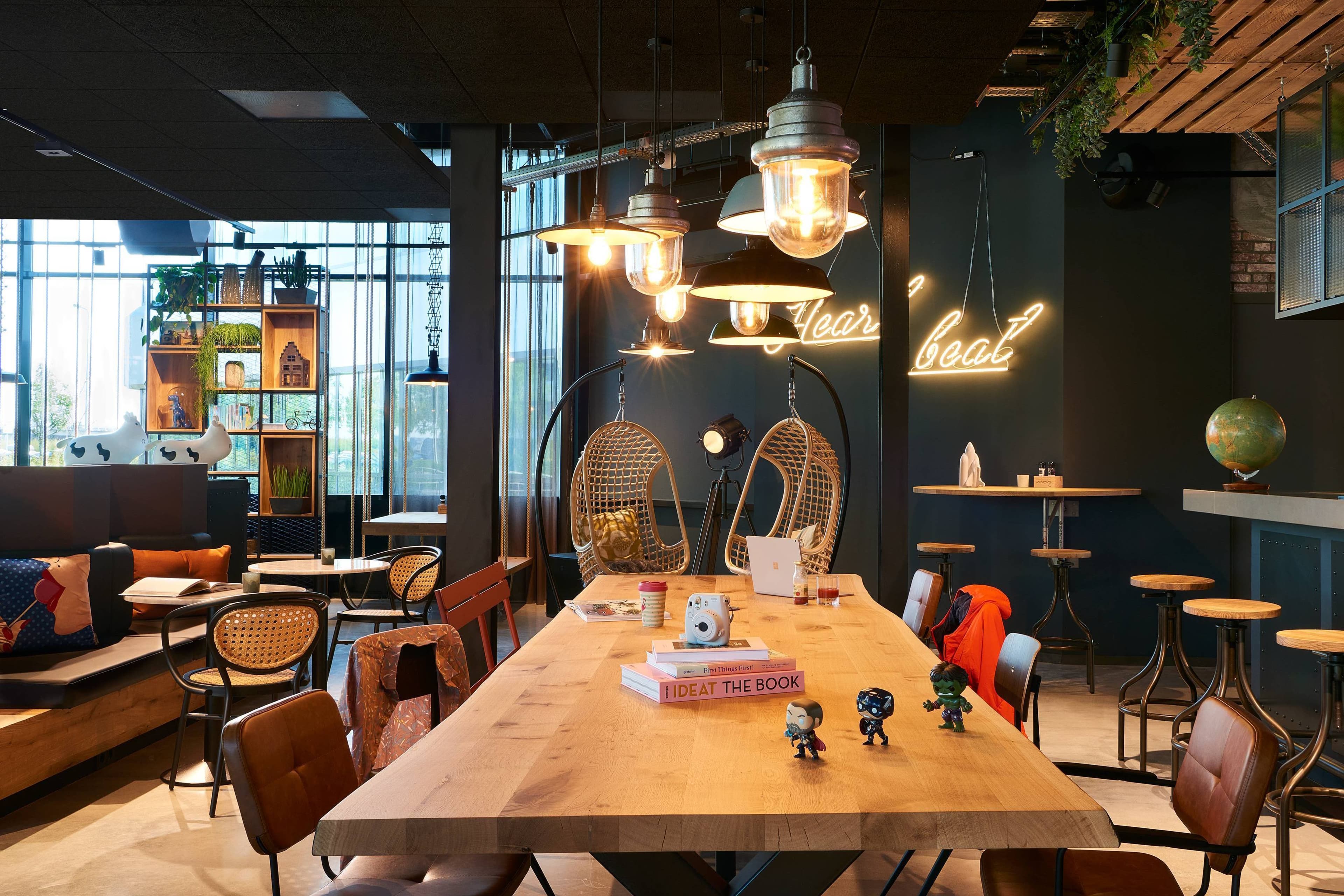 Moxy Amsterdam Schiphol Airport