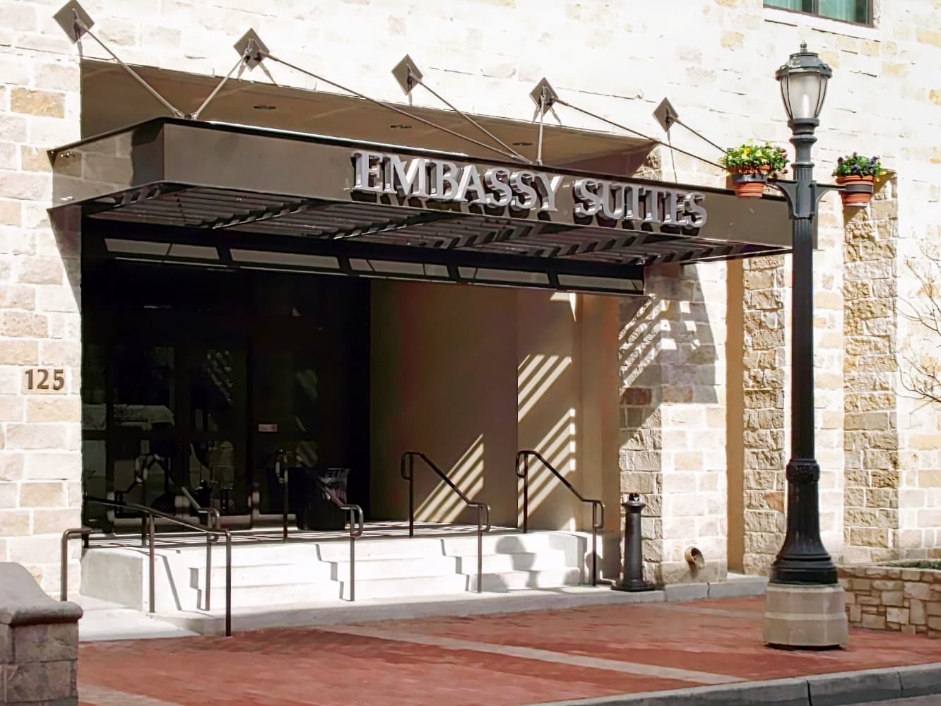 Embassy Suites by Hilton San Antonio Riverwalk Downtow
