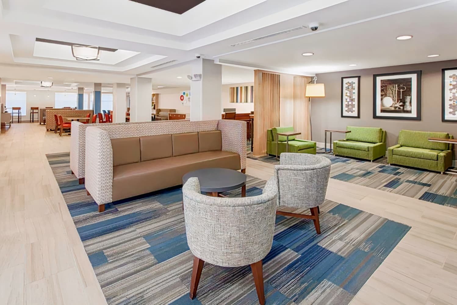 Holiday Inn Express Hotel & Suites Lake Zurich-Barrington, an IHG Hotel