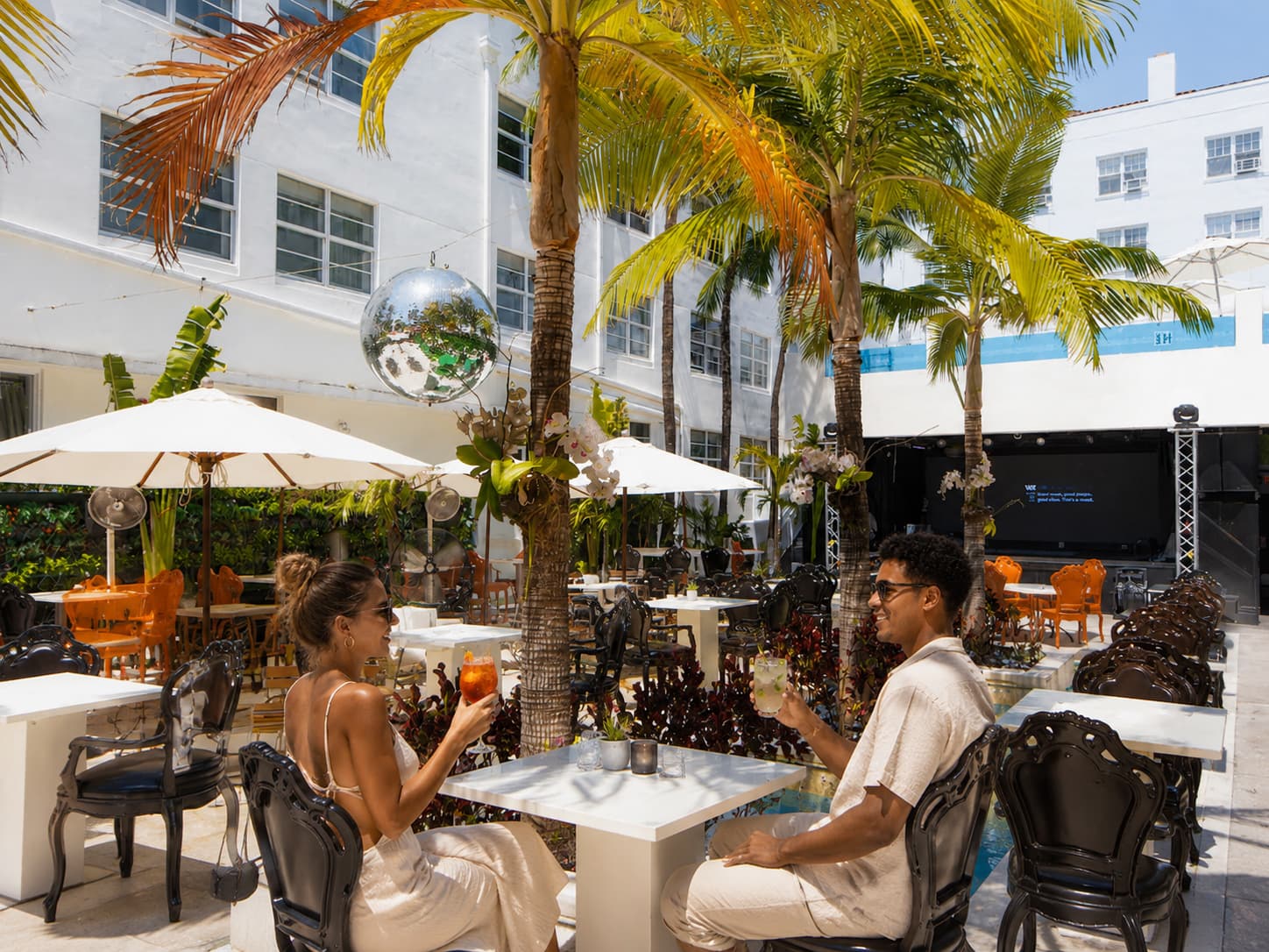 Hotel Breakwater South Beach