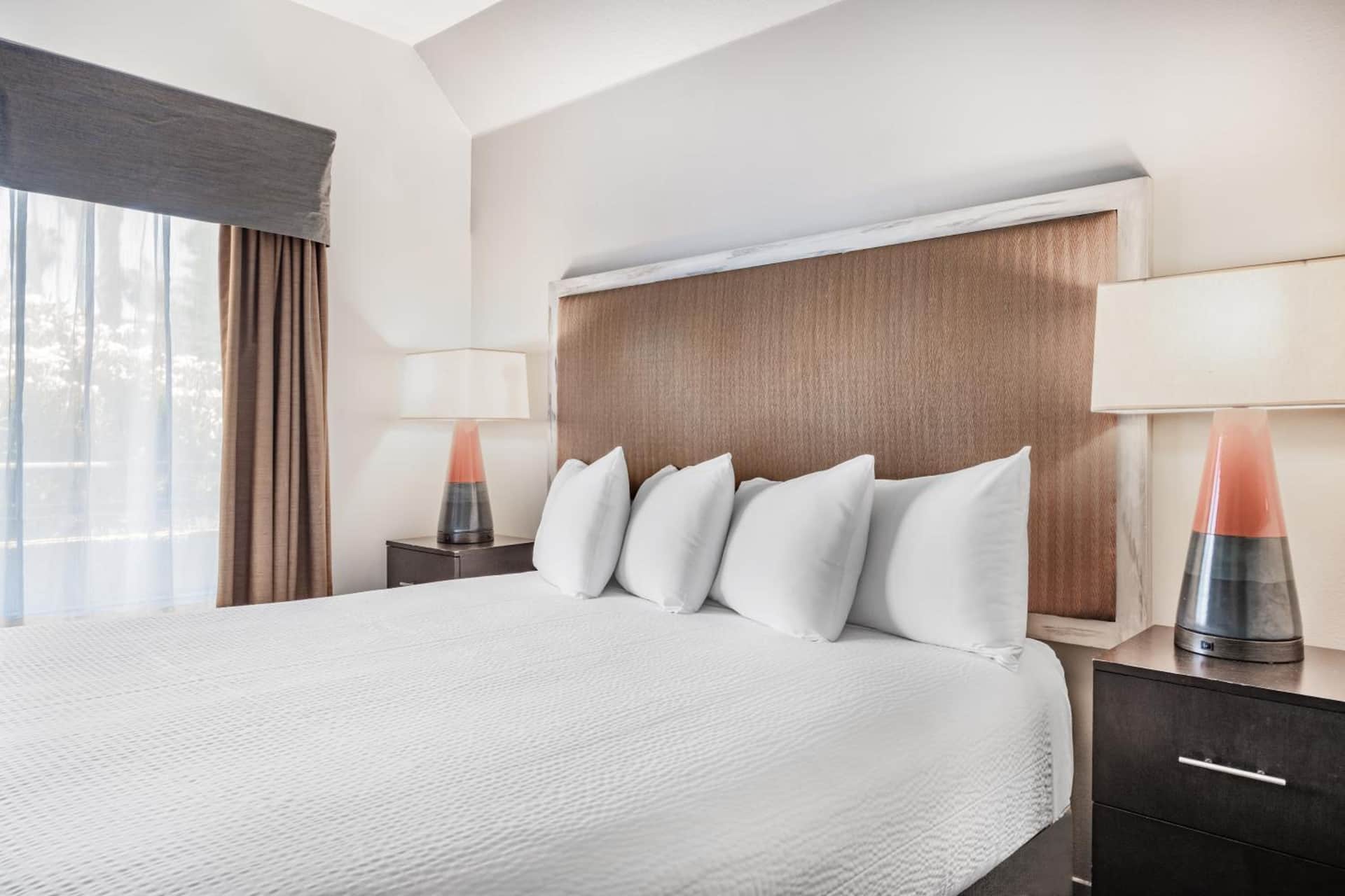 Ramada by Wyndham Bakersfield North