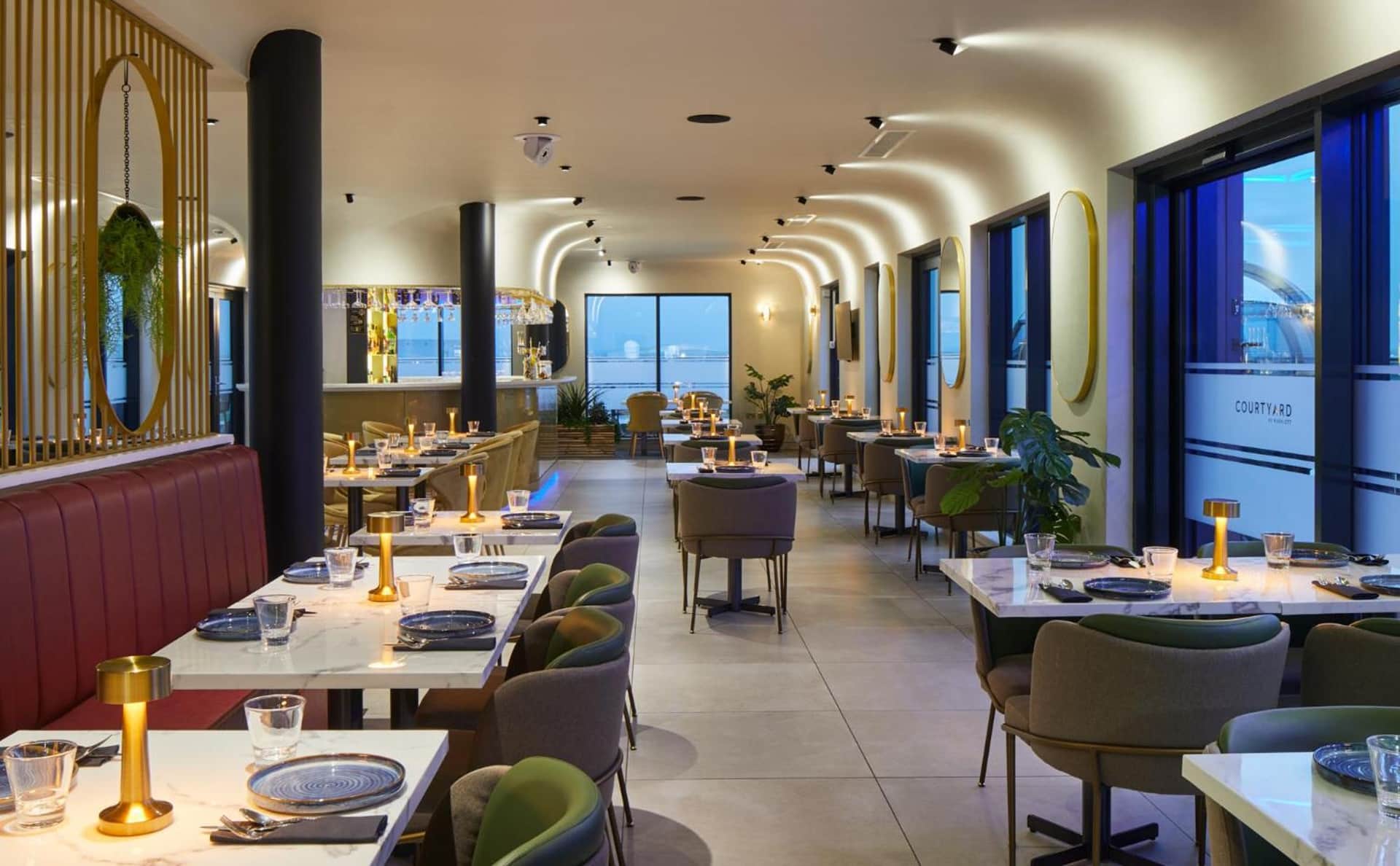 Courtyard by Marriott London Heathrow Airport