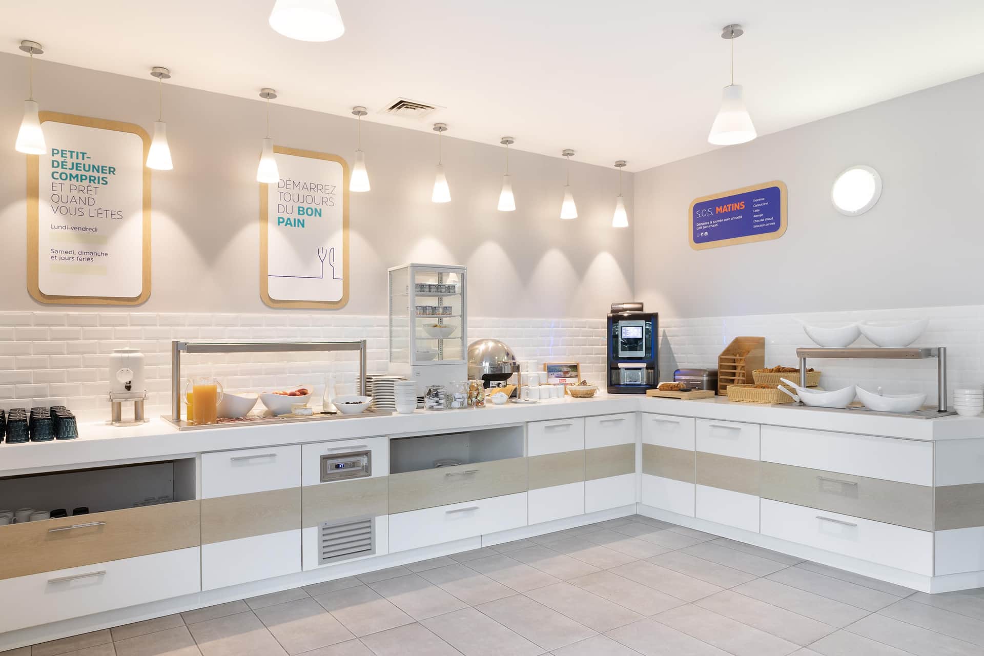 Holiday Inn Express - Marseille Airport, an IHG Hotel