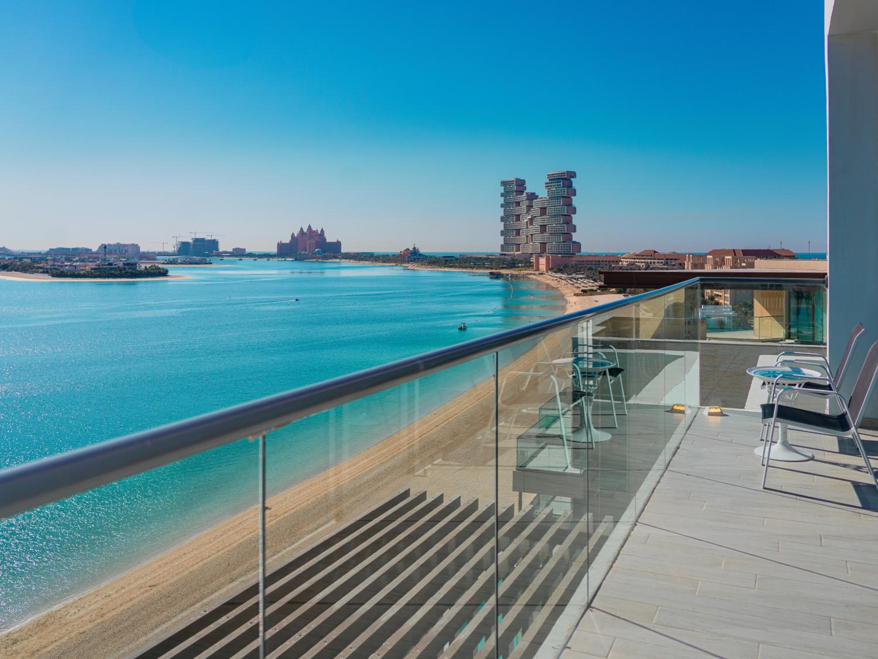 C Central Hotel and Resort The Palm