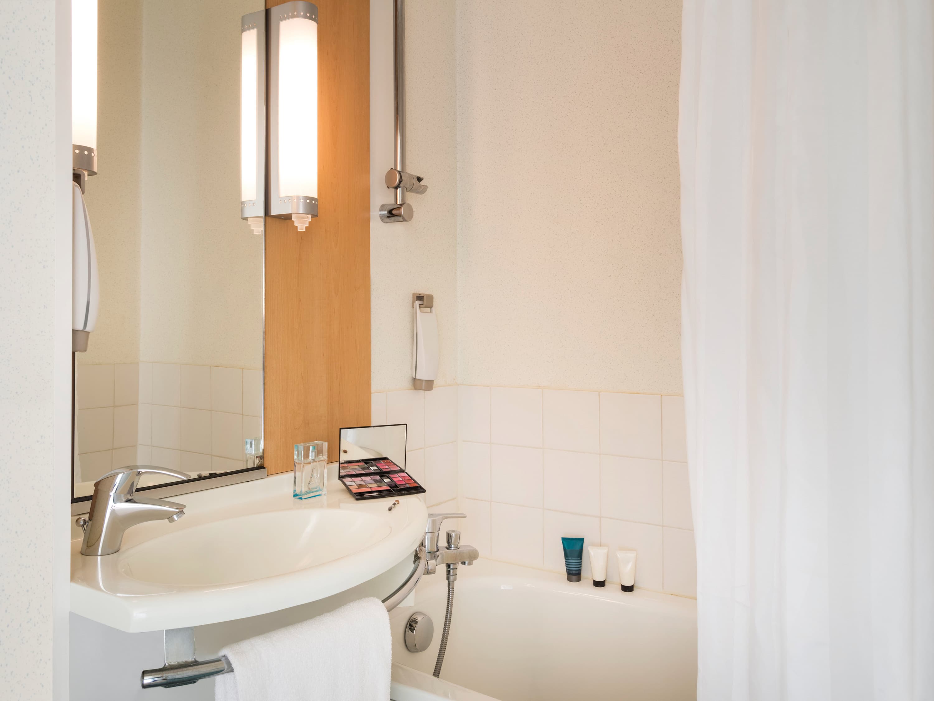 ibis Niort Marais Poitevin