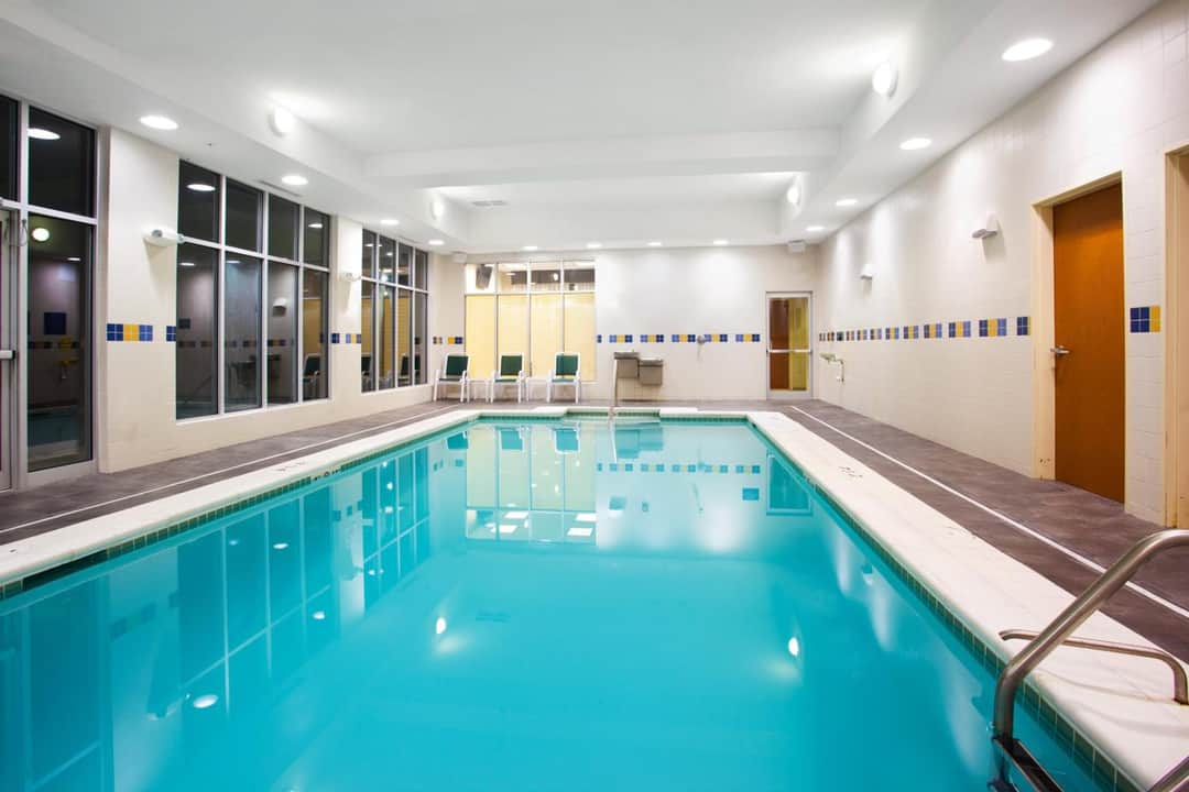 Holiday Inn Aurora North - Naperville, an IHG Hotel