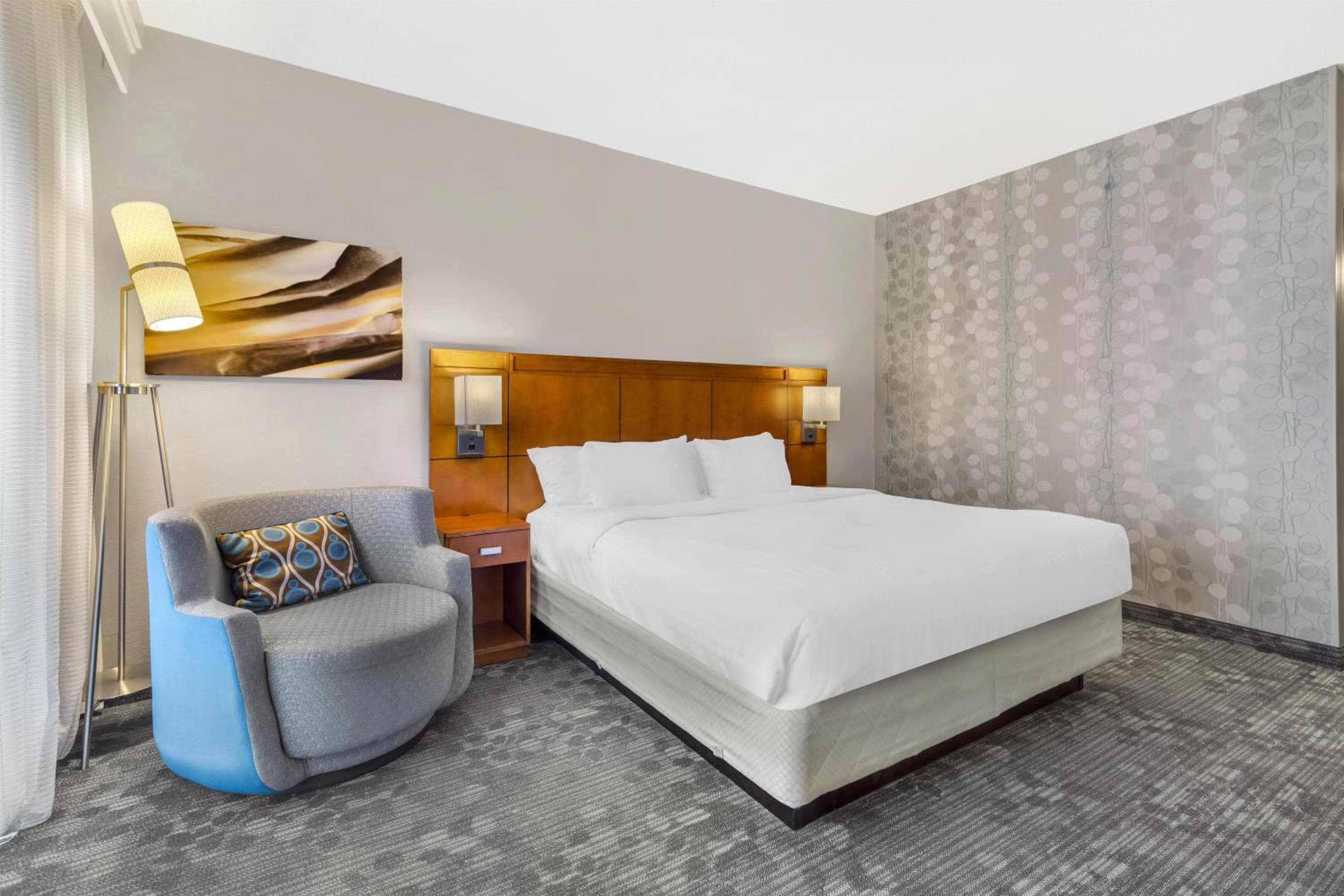 Sonesta Select Newport Middletown