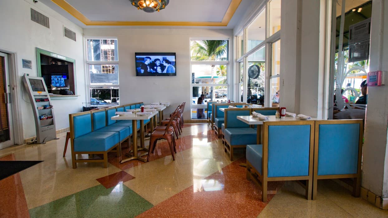 Majestic Hotel South Beach
