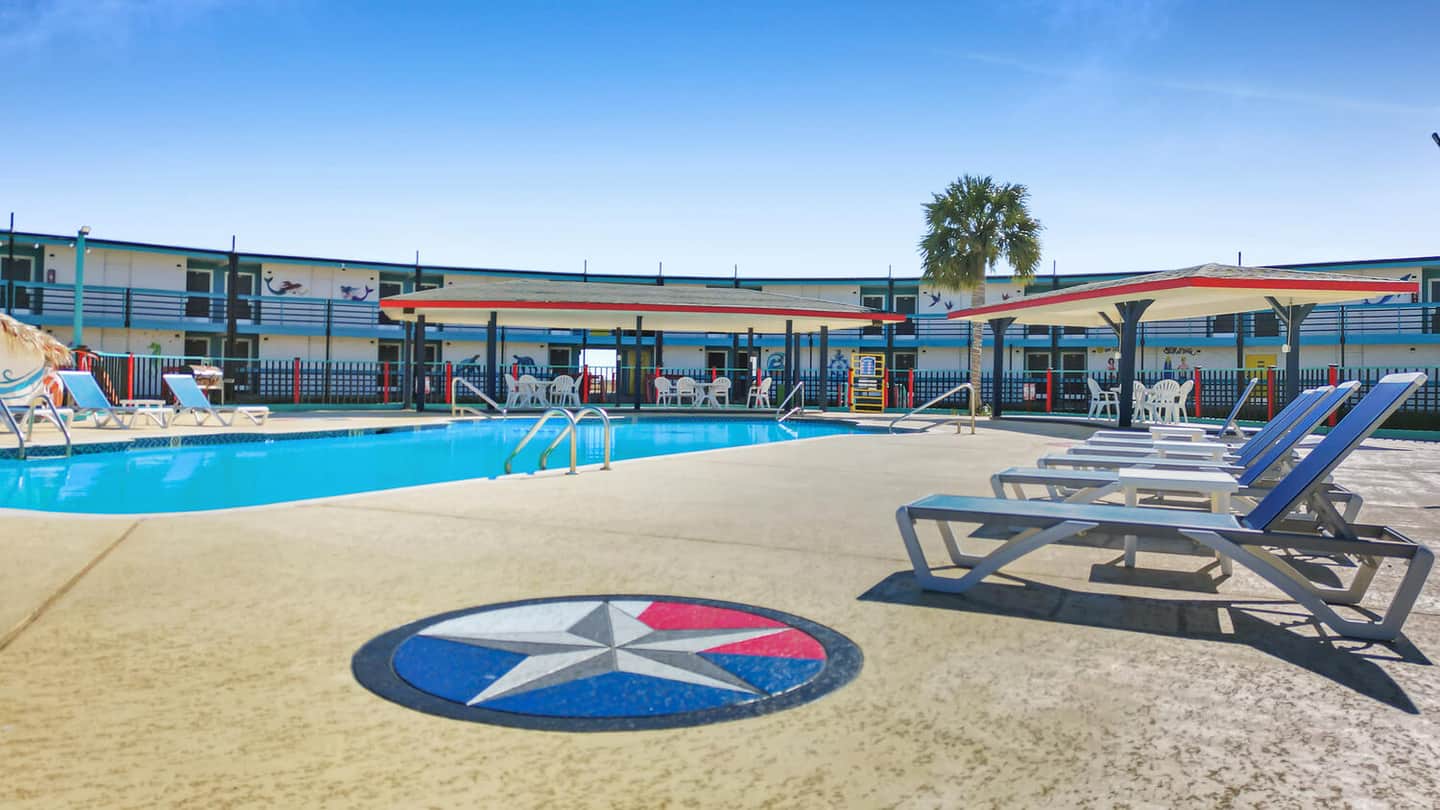 Crystal Palace Resort