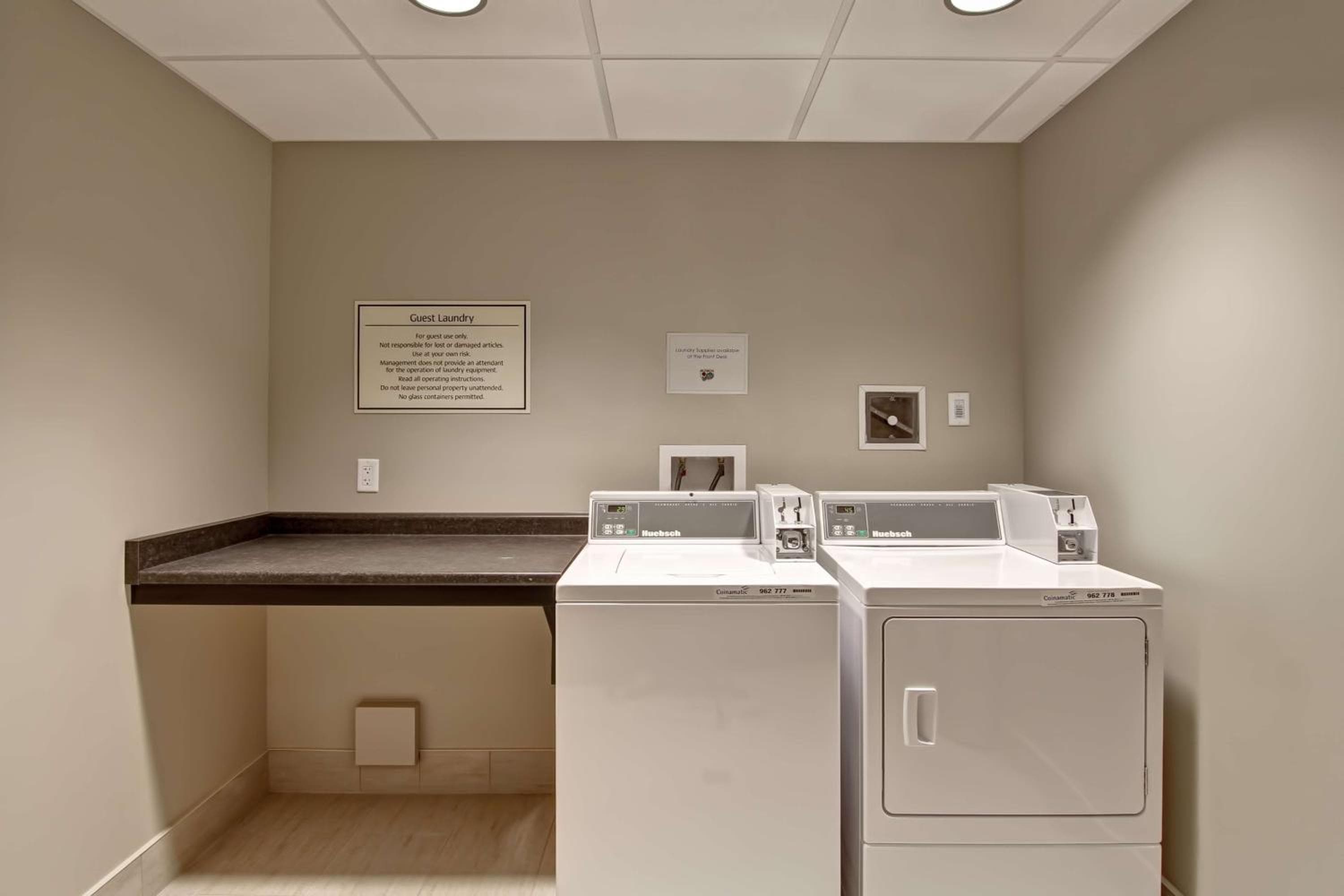 Best Western London Airport Inn & Suites