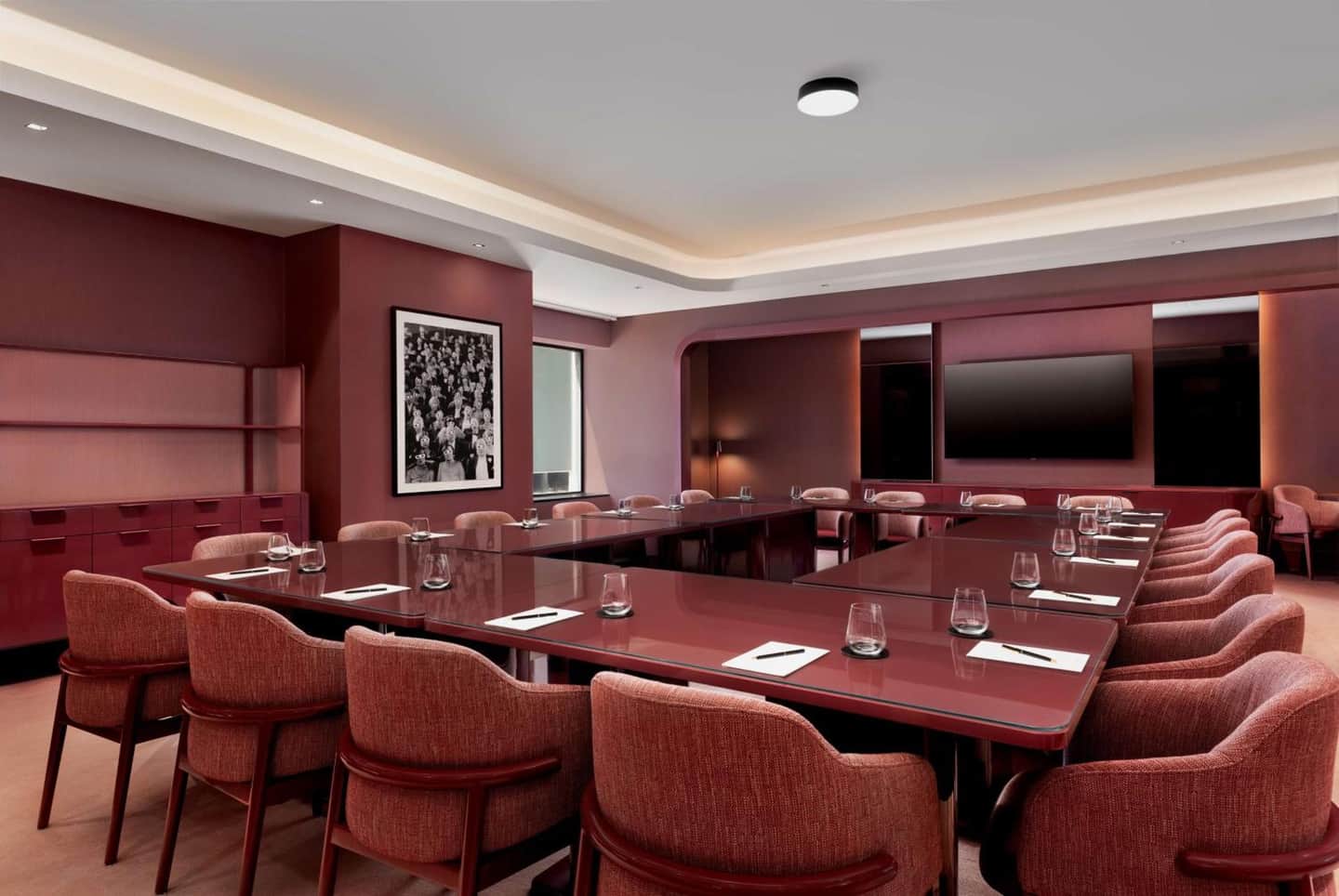 Revery Toronto Downtown, Curio Collection by Hilton