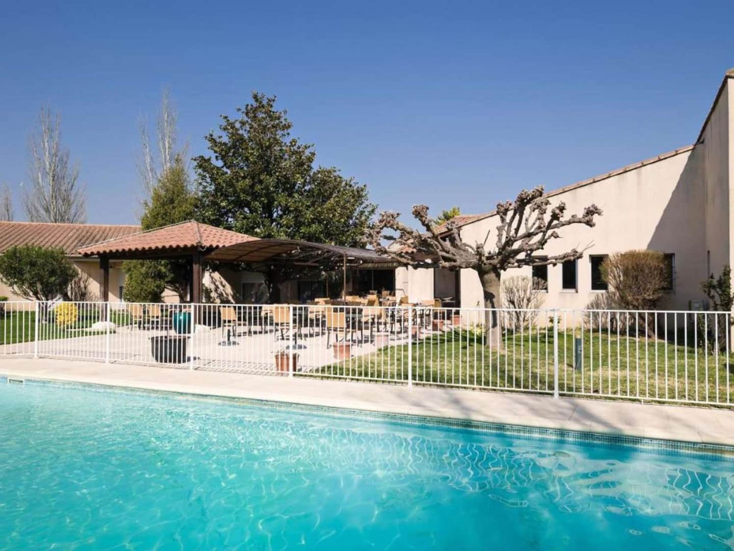Golden Tulip Avignon Le Paradou