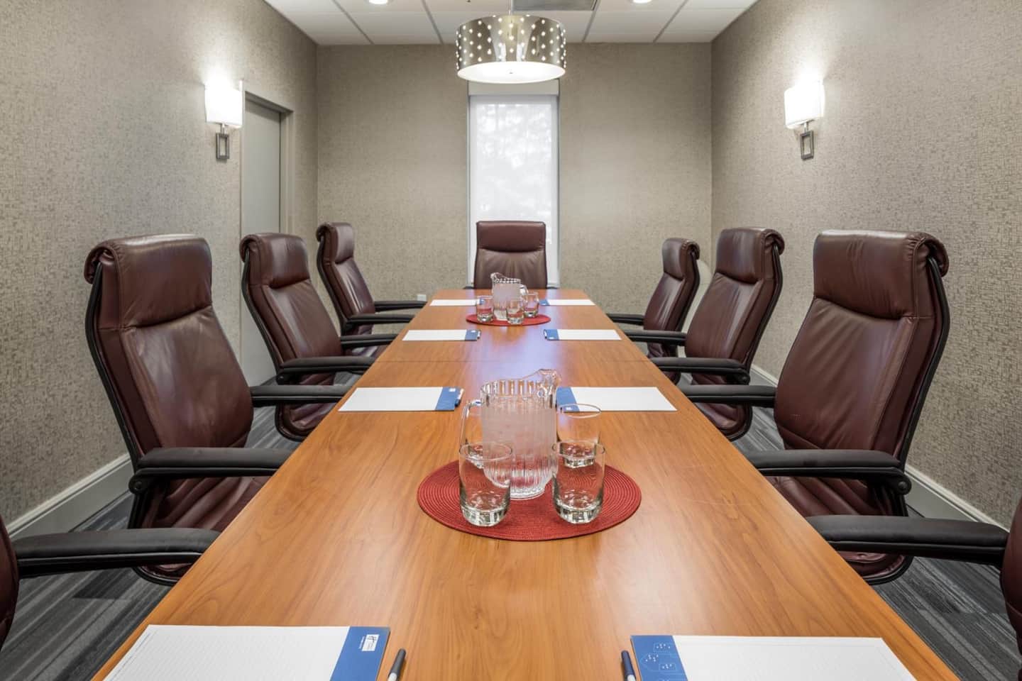 Holiday Inn Express Atlanta Airport-College Park by IHG